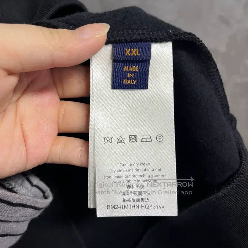 Louis Vuitton Louis Vuitton Black Logo embroidered crewneck sweatshirt Size US L / EU 52-54 / 3 - 4 Thumbnail