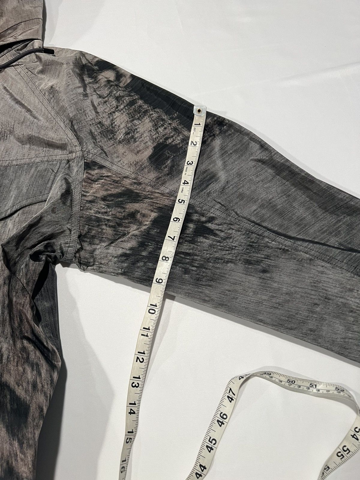 Louis Vuitton Louis Vuitton men’s earth windbreaker. 48/M. $2250 Size US M / EU 48-50 / 2 - 7 Thumbnail