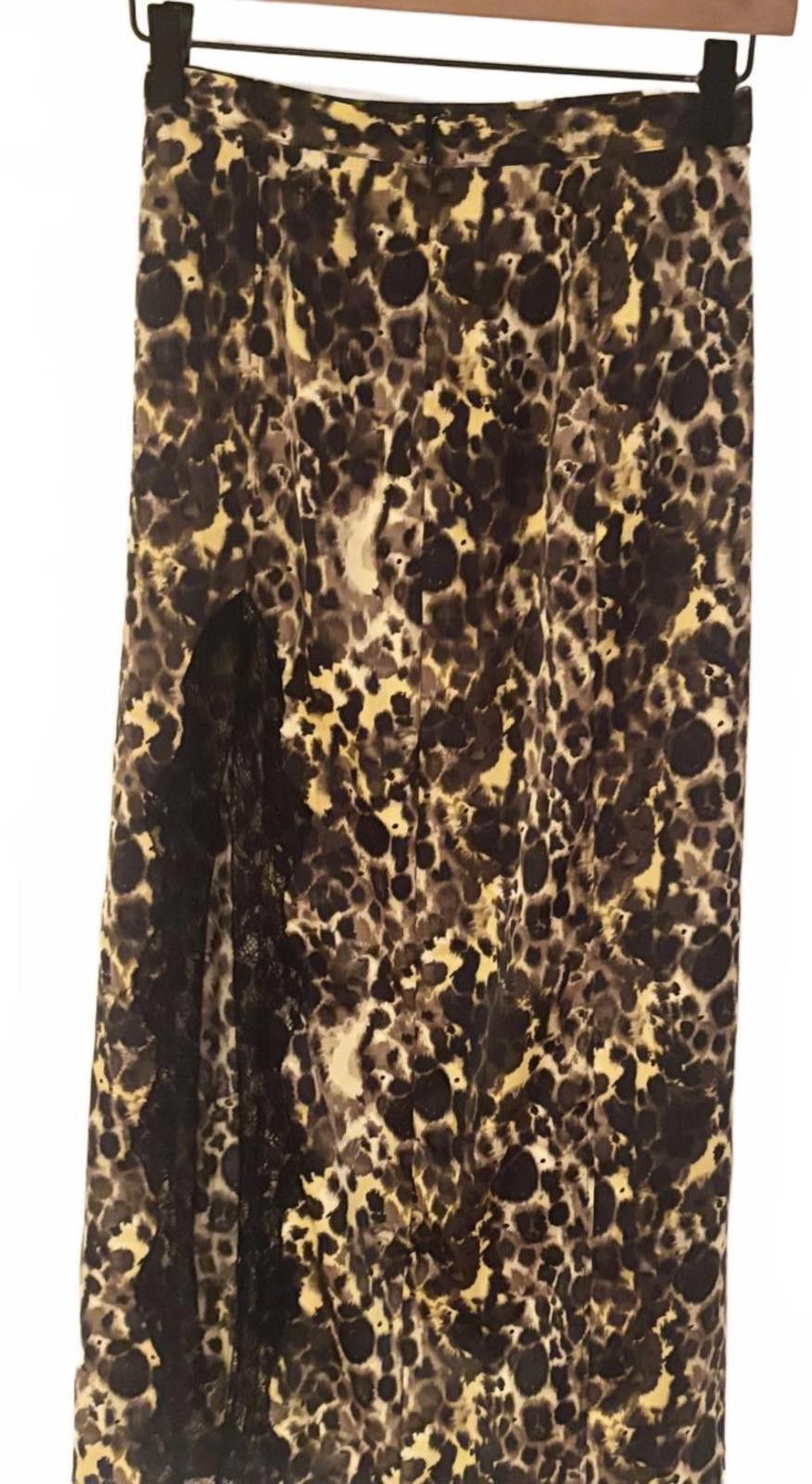 Urban Outfitters Urban Outfitters Leopard Print Maxi Skirt Size 26" / US 2 / IT 38 - 4 Thumbnail