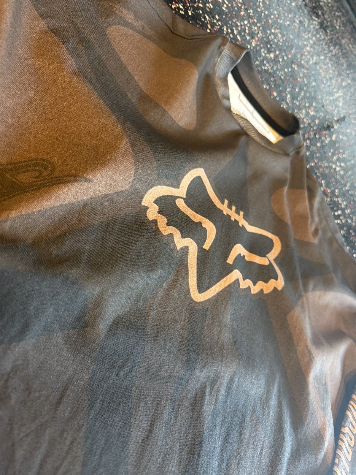 Other Travis Scott x Fox ComplexCon Longsleeve Size US S / EU 44-46 / 1 - 3 Thumbnail