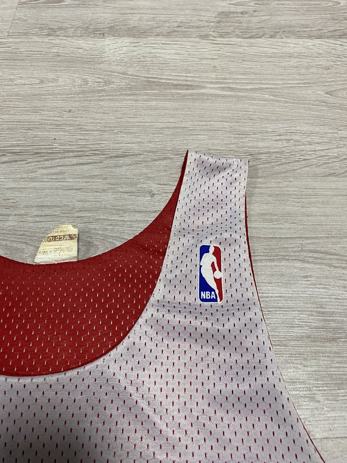 Mitchell & Ness Vintage Chicago Bulls NBA Jersey 2 in 1 Mitchell & Ness Size US M / EU 48-50 / 2 - 9 Thumbnail