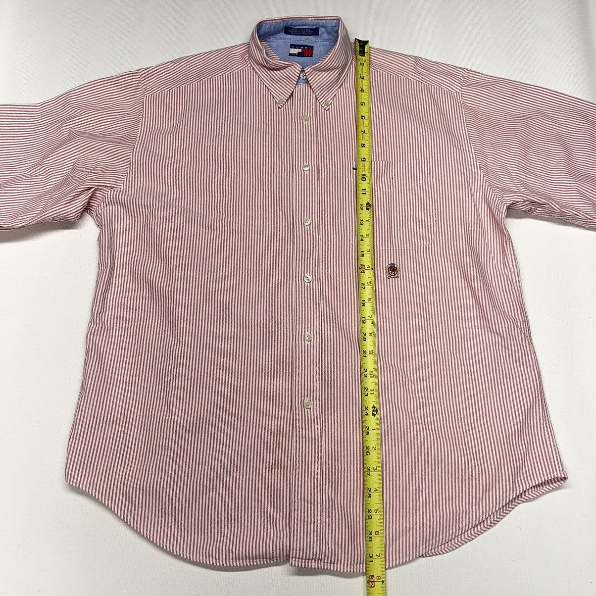 Tommy Hilfiger × Vintage VTG Tommy Hilfiger Button Down Shirt White Red Striped Size US L / EU 52-54 / 3 - 15 Thumbnail
