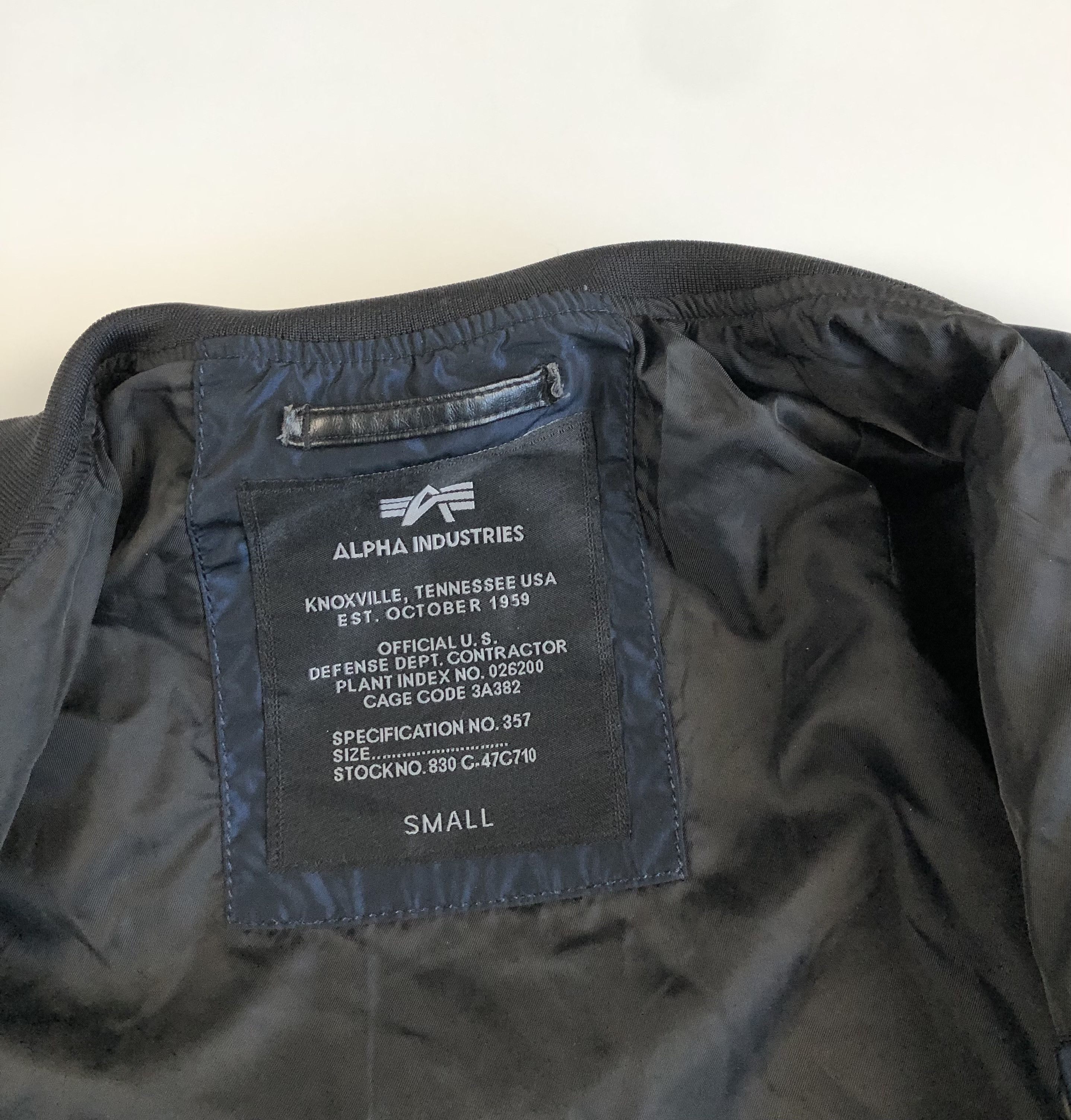 Alpha Industries Alpha Industries Official US Bomber Jacket Size US S / EU 44-46 / 1 - 3 Thumbnail