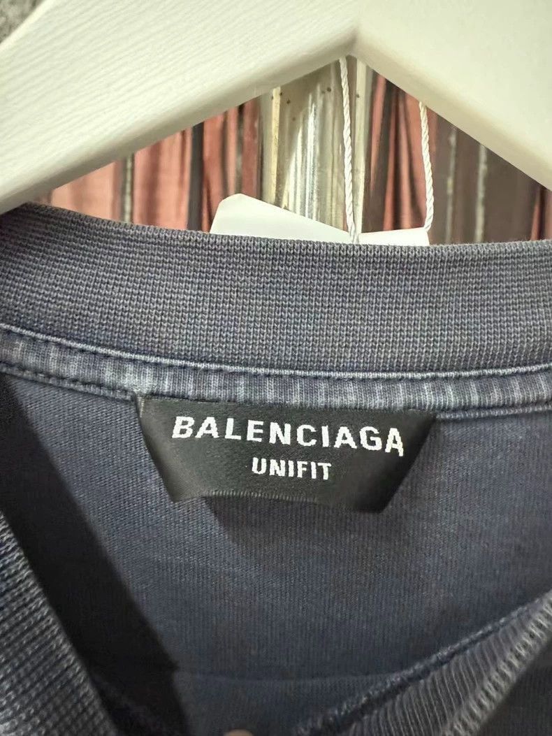 Balenciaga Balenciaga Paris Short Sleeve TShirt-2505 Size US S / EU 44-46 / 1 - 5 Thumbnail