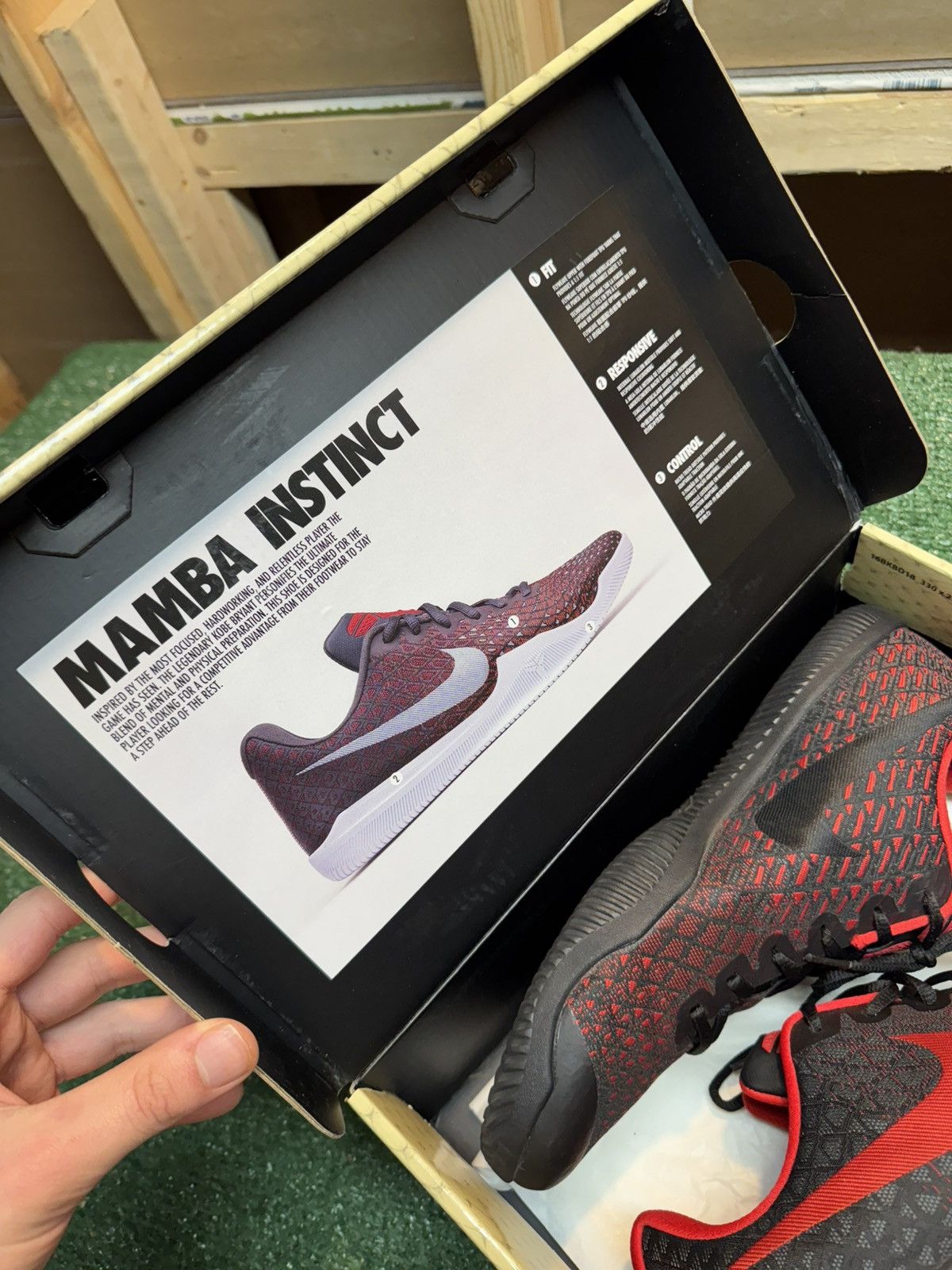 Nike Nike Mamba Instinct Bred Size 12 Size US 12 / EU 45 - 13 Thumbnail