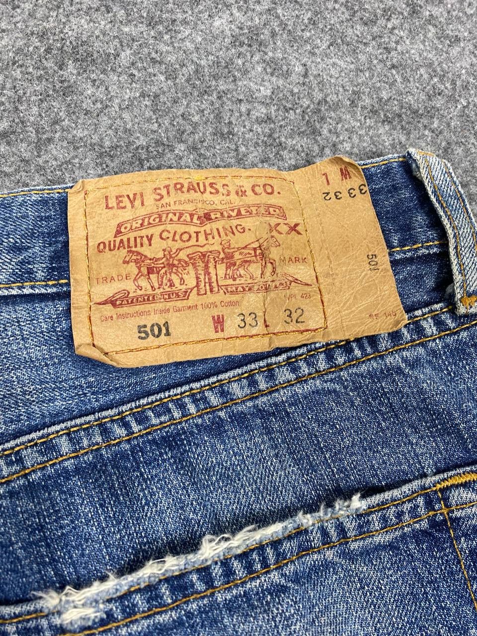 Levi's vintage levis 501 distressed denim very nice design Size US 35 - 5 Thumbnail