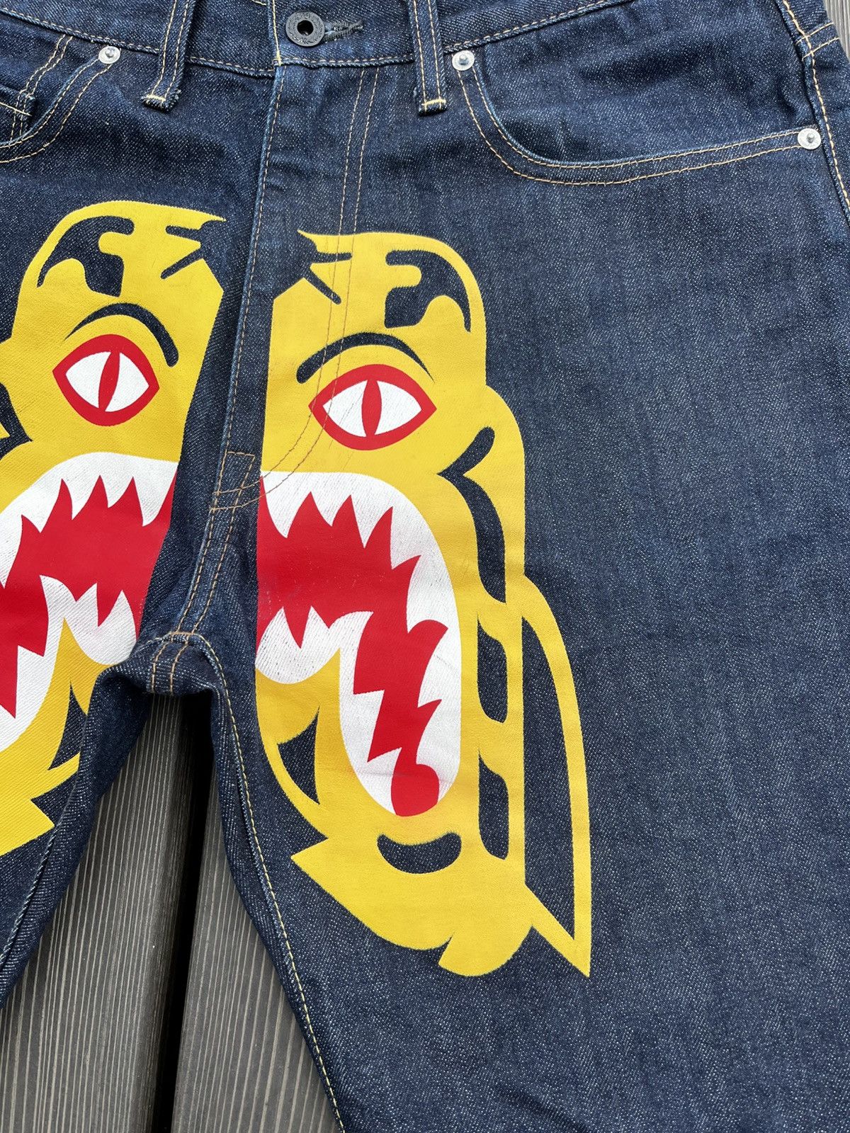 Vintage RARE🔥Bape Tiger Vintage Denim Shorts Big Logo Jeans Y2K Size US 32 / EU 48 - 2 Thumbnail