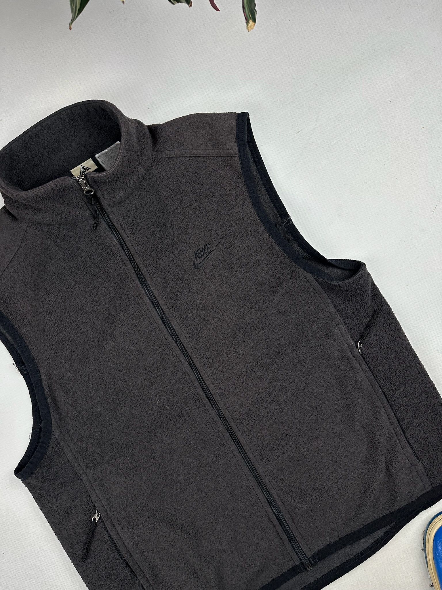 Nike Vintage 90s Nike FIT ACG fleece vest size m Size US M / EU 48-50 / 2 - 9 Thumbnail