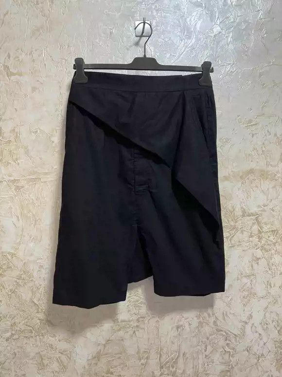 Rick Owens Rick Owens Rick Owens Slant-breasted covered shorts-2507 Size US 32 / EU 48 - 1 Thumbnail