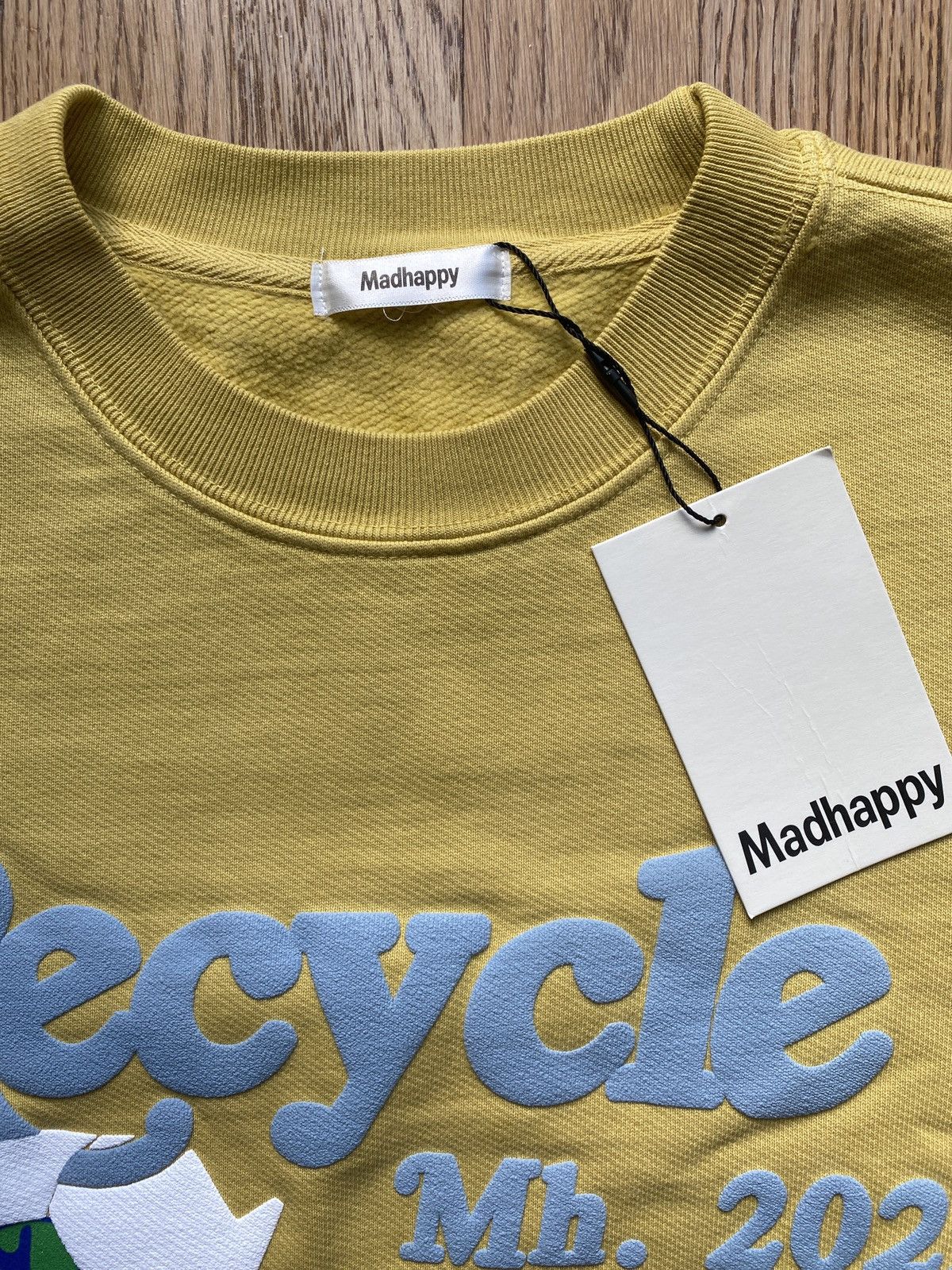 Madhappy Madhappy Earth Day Recycle Crew Neck Unisex Sz M Size US M / EU 48-50 / 2 - 5 Thumbnail
