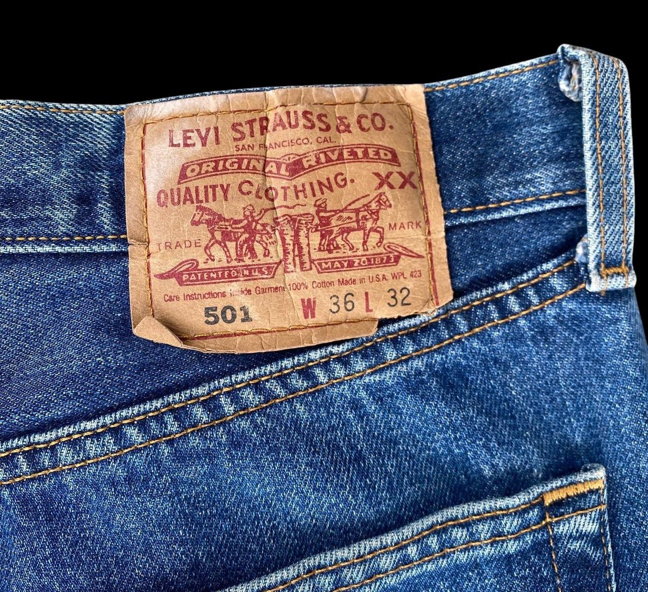 Levi's Vintage Clothing W34X31 VTG LEVIS 501 1999 DISTRESSED DENIM Size US 34 / EU 50 - 8 Thumbnail