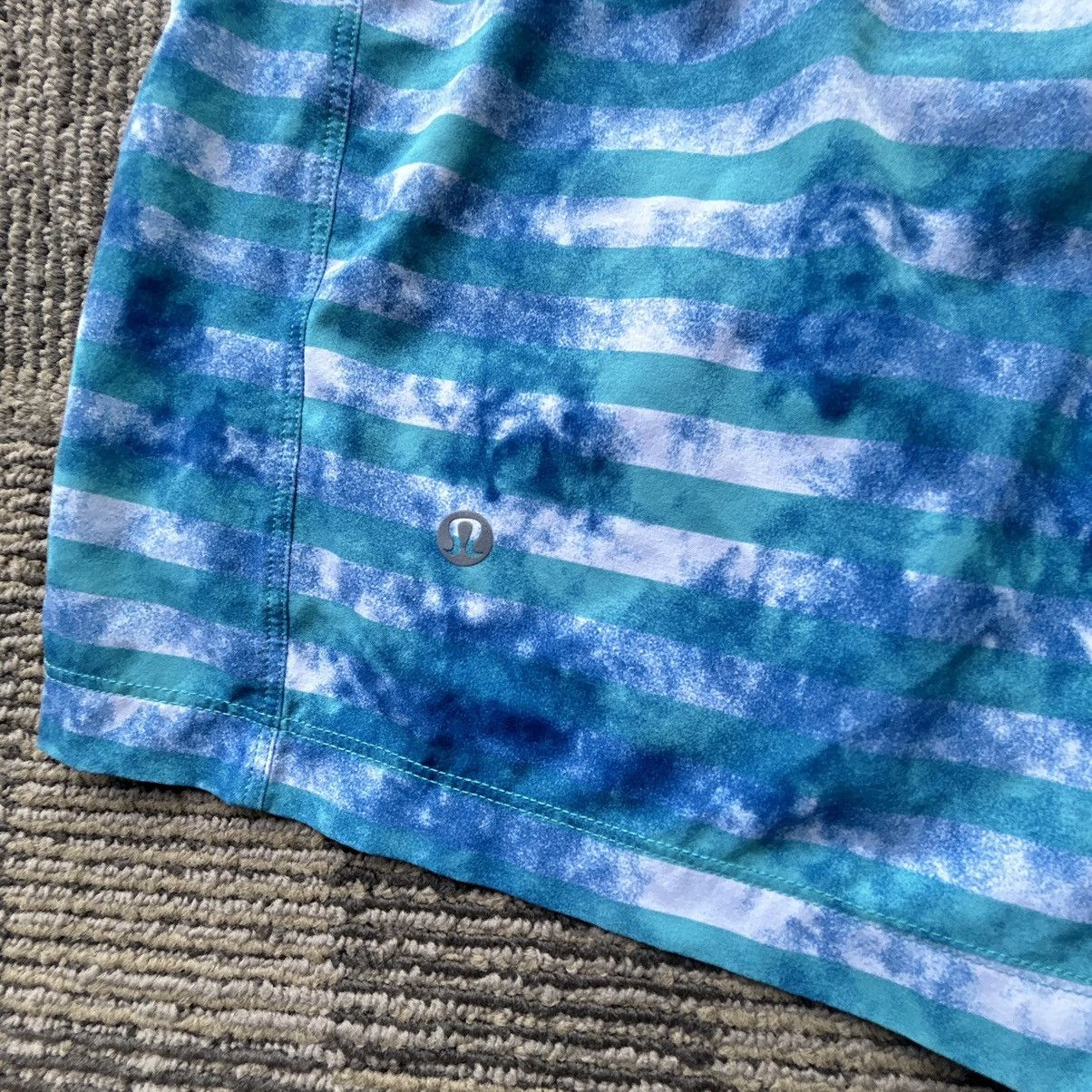 Lululemon Lululemon Men’s T.H.E. Shorts 10" Inseam Striped Lined Blue Size US 34 / EU 50 - 8 Thumbnail