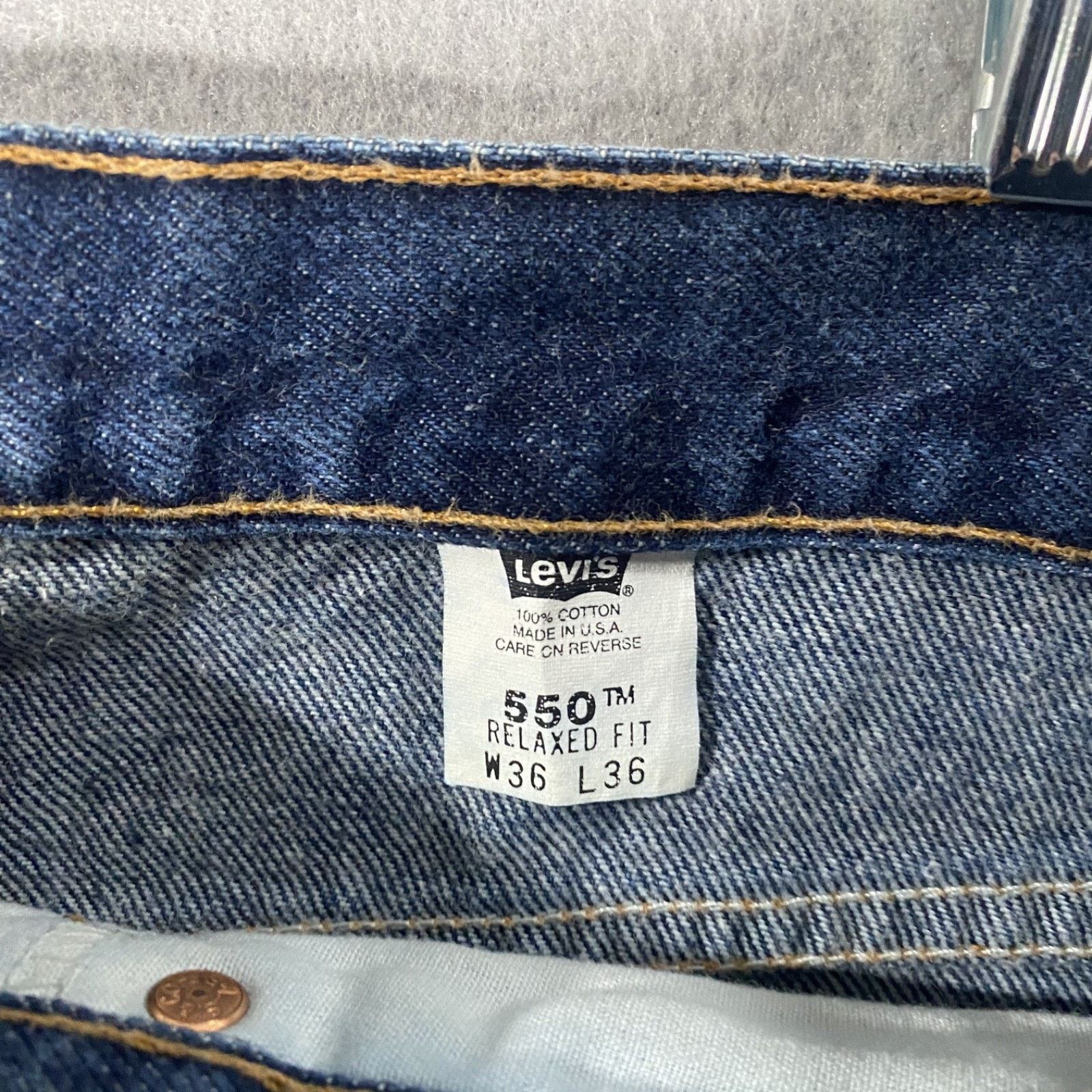 Levi's Vtg Levis 550 Relaxed Fit Denim Blue Jeans USA Mens 36x36 Size US 36 / EU 52 - 7 Thumbnail