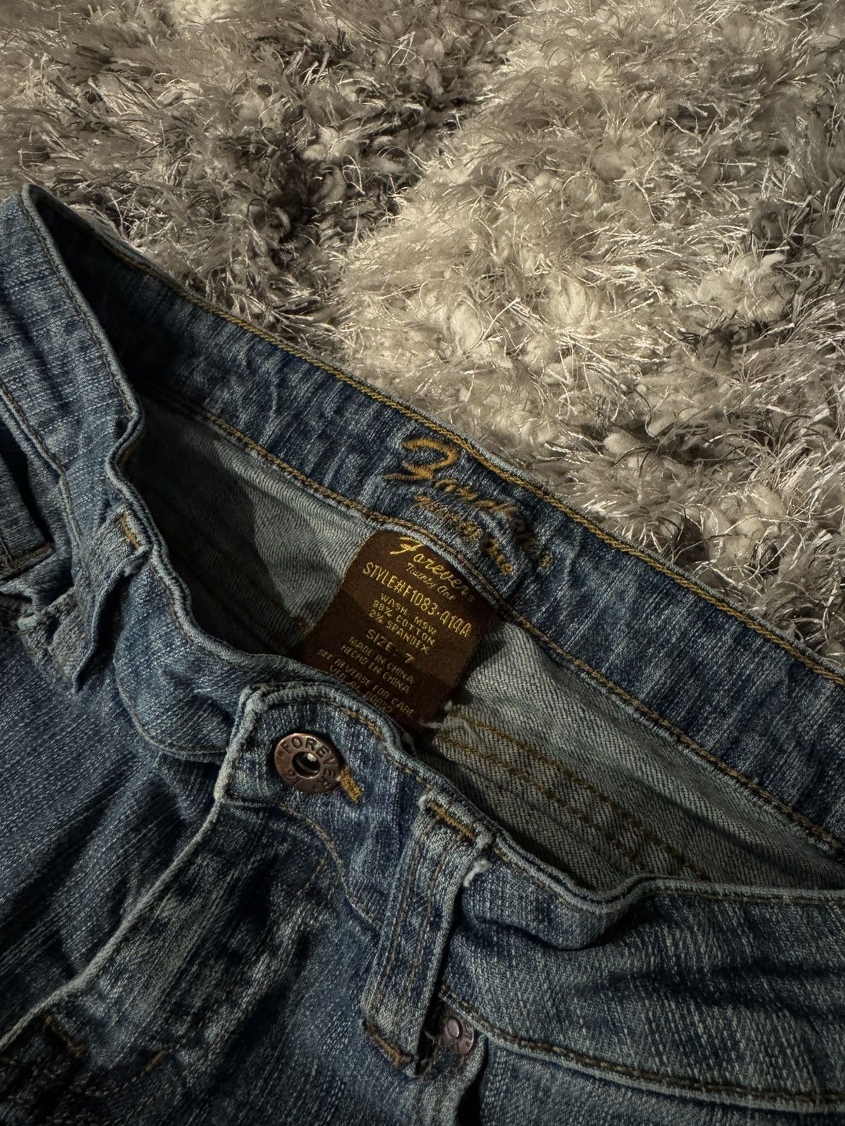 Forever 21 Vintage Forever 21 low-rise bootcut jeans Size 28" / US 6 / IT 42 - 5 Thumbnail