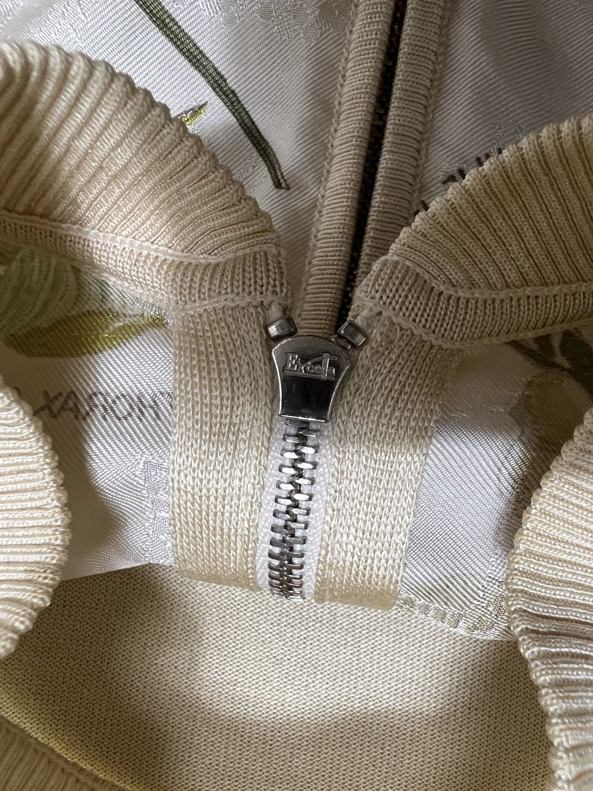 Hermes Hermes - Birds Print Silk Zipped Cardigan Bomber Jacket Size S / US 4 / IT 40 - 15 Thumbnail