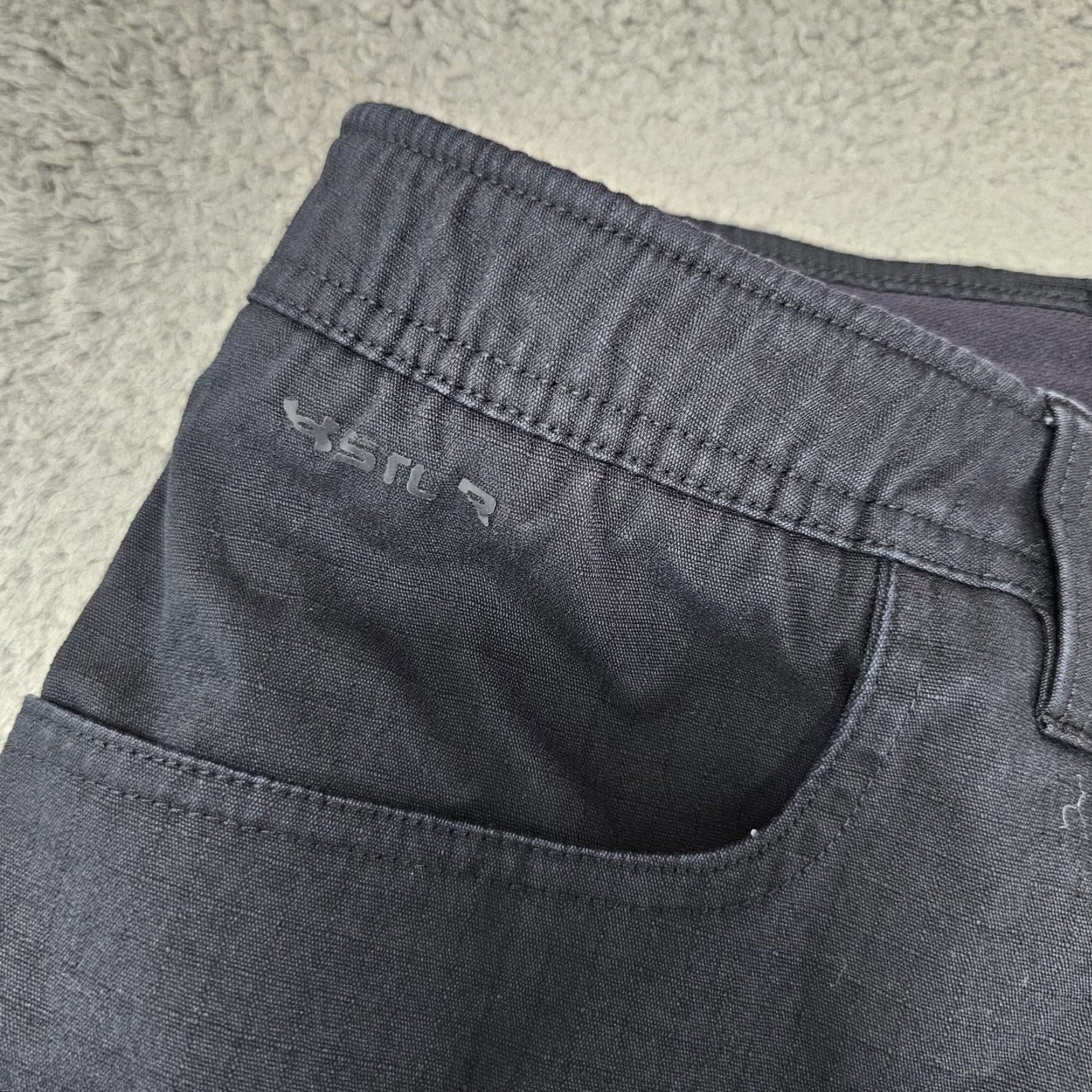 Under Armour Under Armour Pants Mens 40x30 Black Storm Enduro Cargo Ripstop Tactical Hiking Pants Mens Black Cargo Storm Enduro Ripstop Hiking Size US 40 / EU 56 - 2 Thumbnail