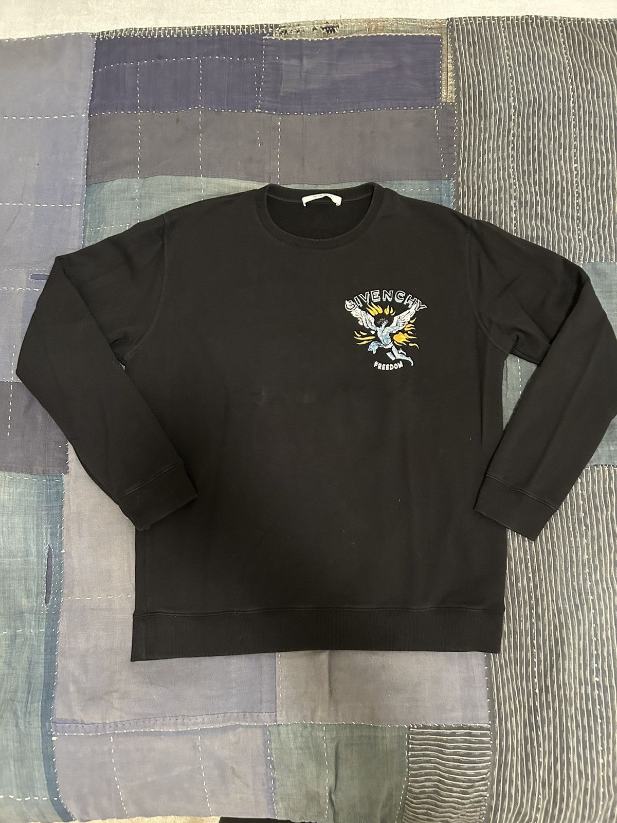 image of Givenchy Size XL Freedom Angel Logo Crewneck Sweater Black, Men's