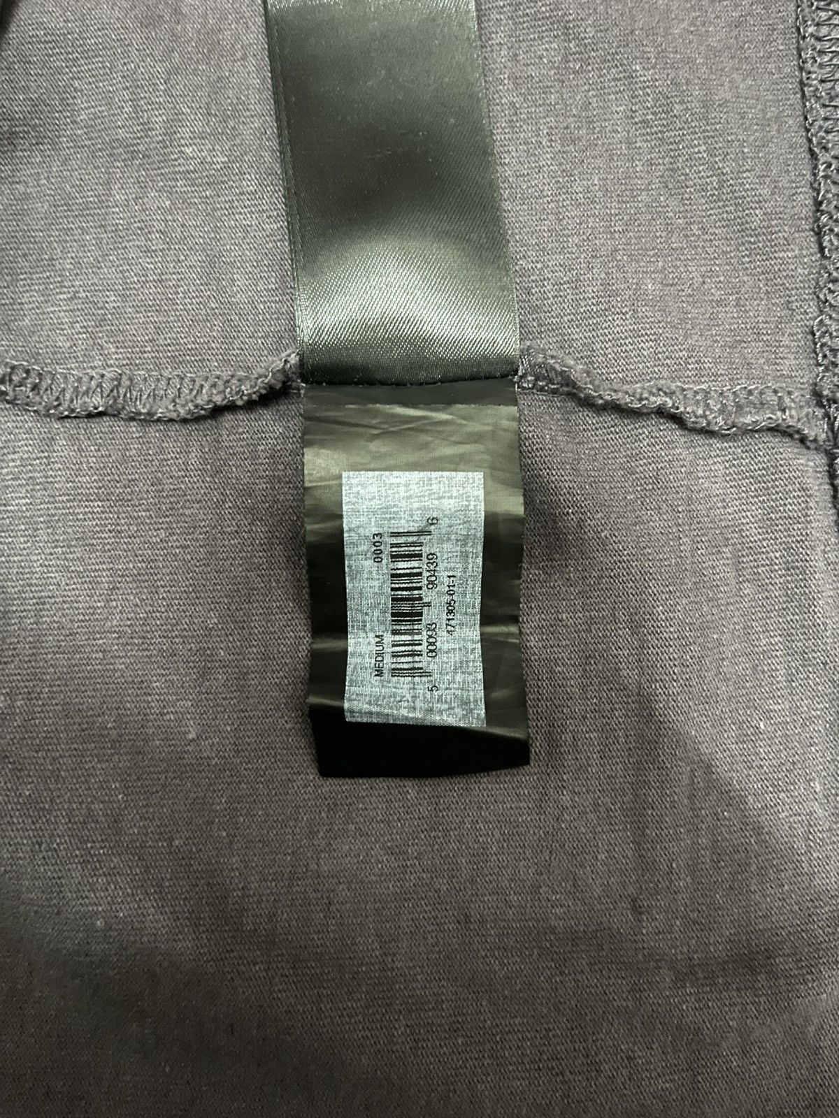 Gap × Yeezy Yeezy x Gap Dove Longsleeve Tee Size US M / EU 48-50 / 2 - 7 Thumbnail