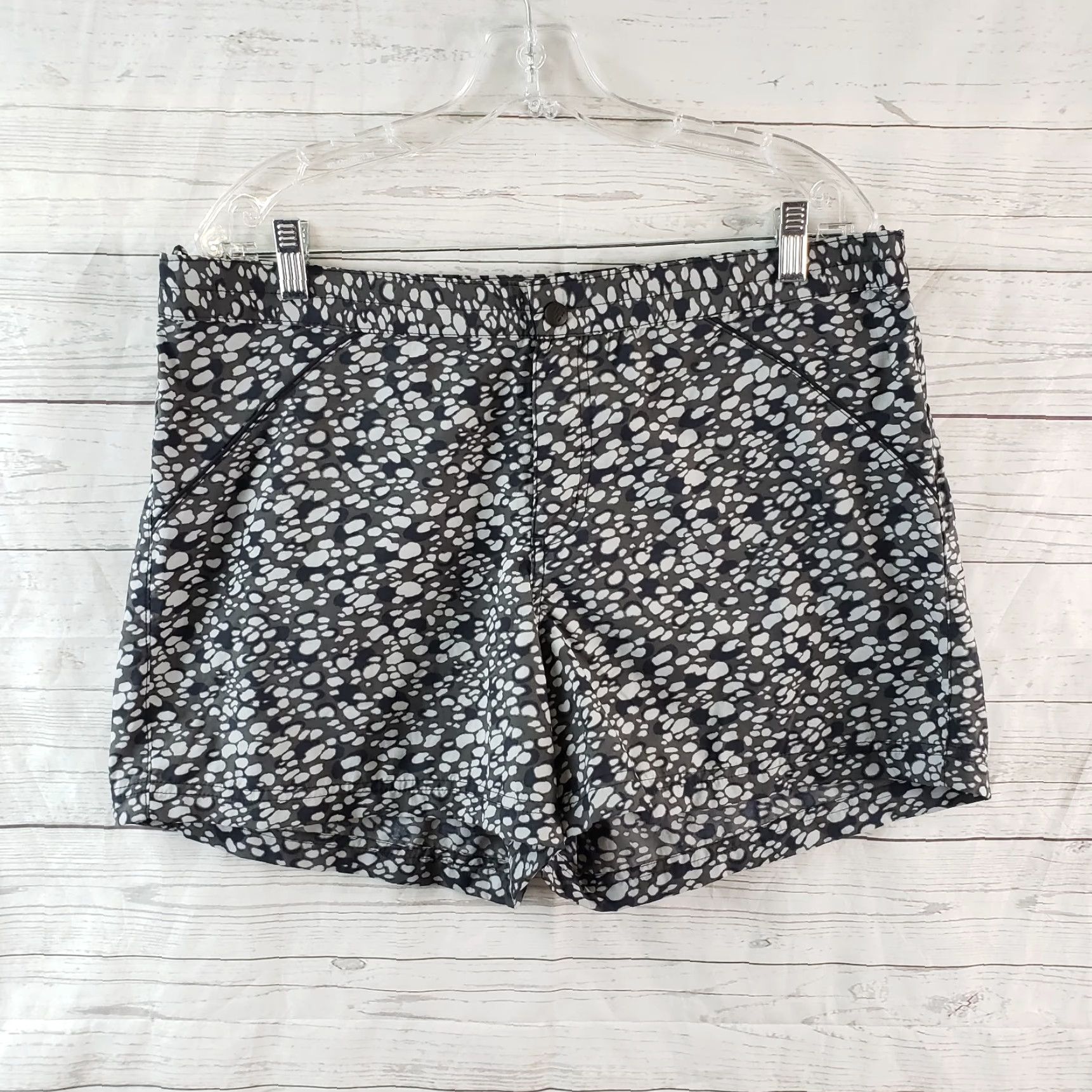 Vintage Columbia Womens Skort Skirt 14 Black Nylon Skort Removable Shorts Convertible 100% Nylon Casual A-Line (Adult) Womens Size 36" / US 14 / IT 50 - 5 Thumbnail
