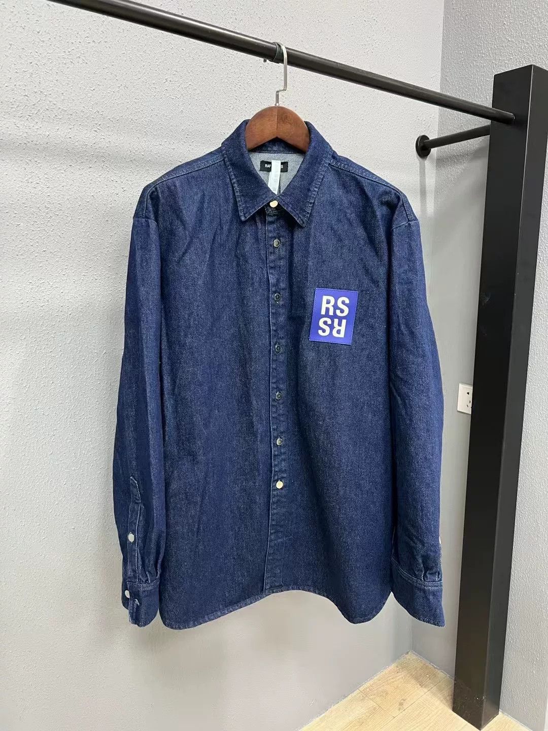 Raf Simons Raf Simons Blue Denim Shirt Jacket Size US XL / EU 56 / 4 - 1 Thumbnail