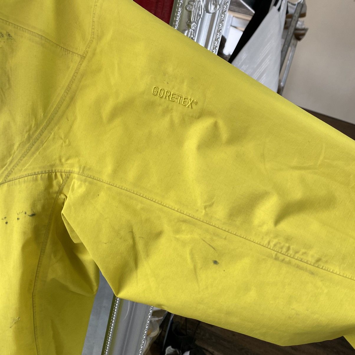 Arc'teryx Arcteryx gore tex jacket yellow Size US M / EU 48-50 / 2 - 13 Thumbnail
