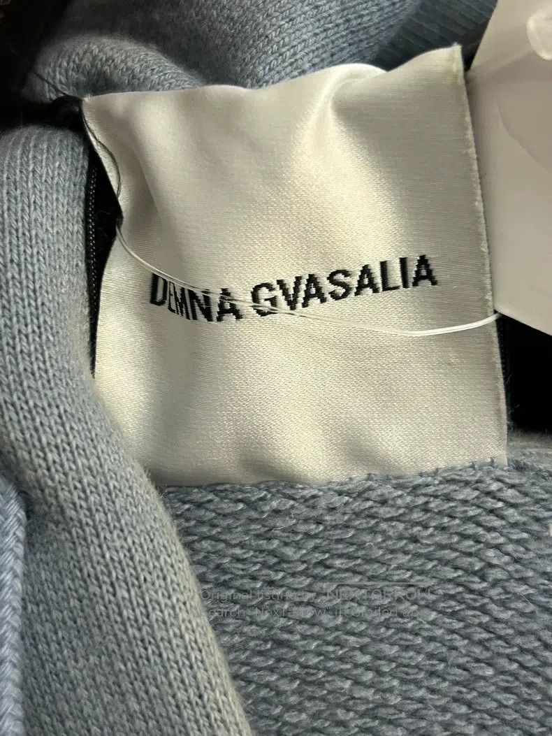 Vetements VETEMENTS Blue unicorn Size US M / EU 48-50 / 2 - 5 Thumbnail