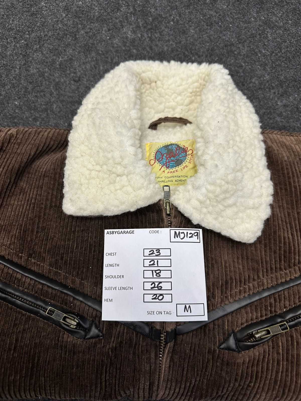 Vintage Vintage Azale's Qorduroy Crop Sherpa Jacket MJ129 Size US M / EU 48-50 / 2 - 10 Thumbnail