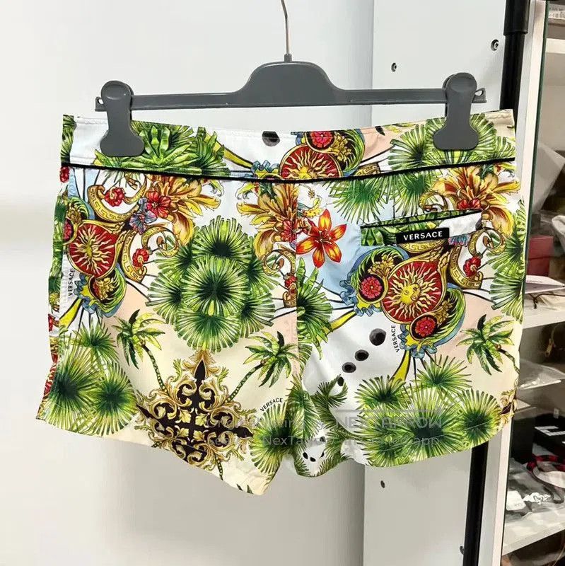 Versace Versace Colorful Men's Polyester Shorts . Size US 30 / EU 46 - 5 Thumbnail