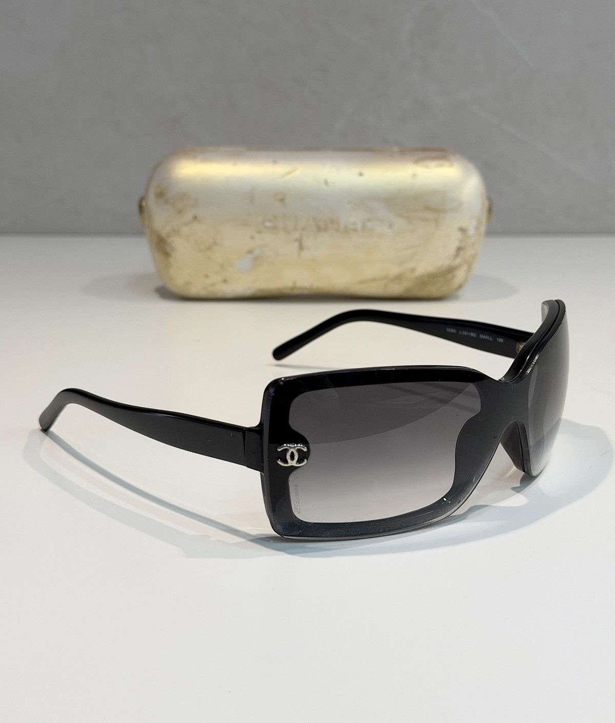 CHANEL サングラス 5065 c.501/7H Sold at Auction: CHANEL sunglasses