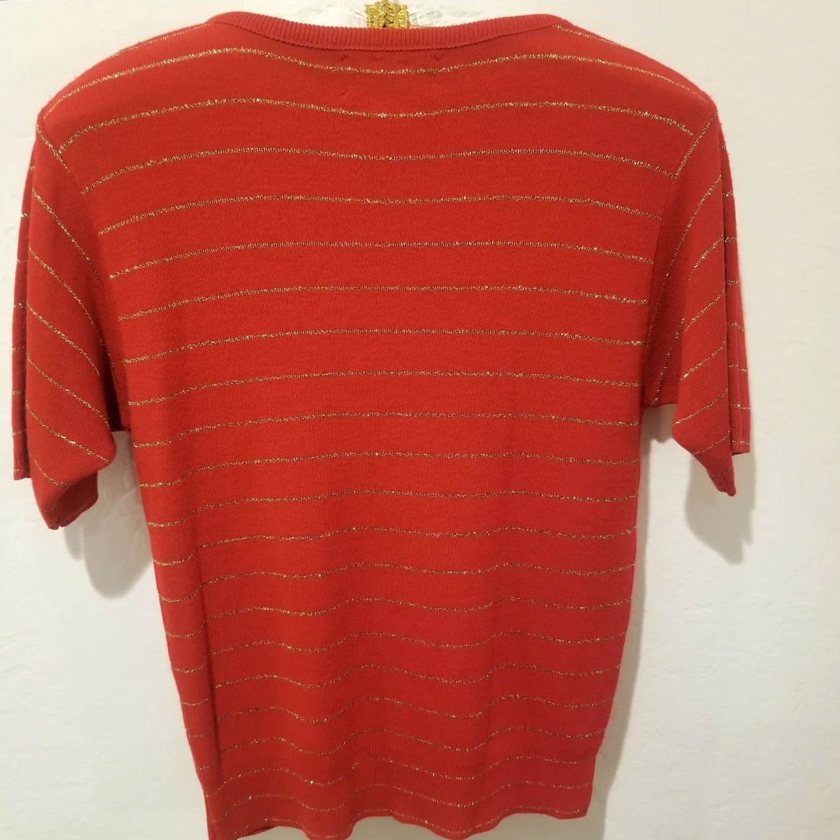 Vintage Sag Harbor Knitwear Womens PM Red Gold Striped Short Sleeve Cardigan Sweater Venues: Casual, Knitwear, Acrylic, Lightweight, Crew Neck, Relaxed Fit Size M / US 6-8 / IT 42-44 - 2 Thumbnail