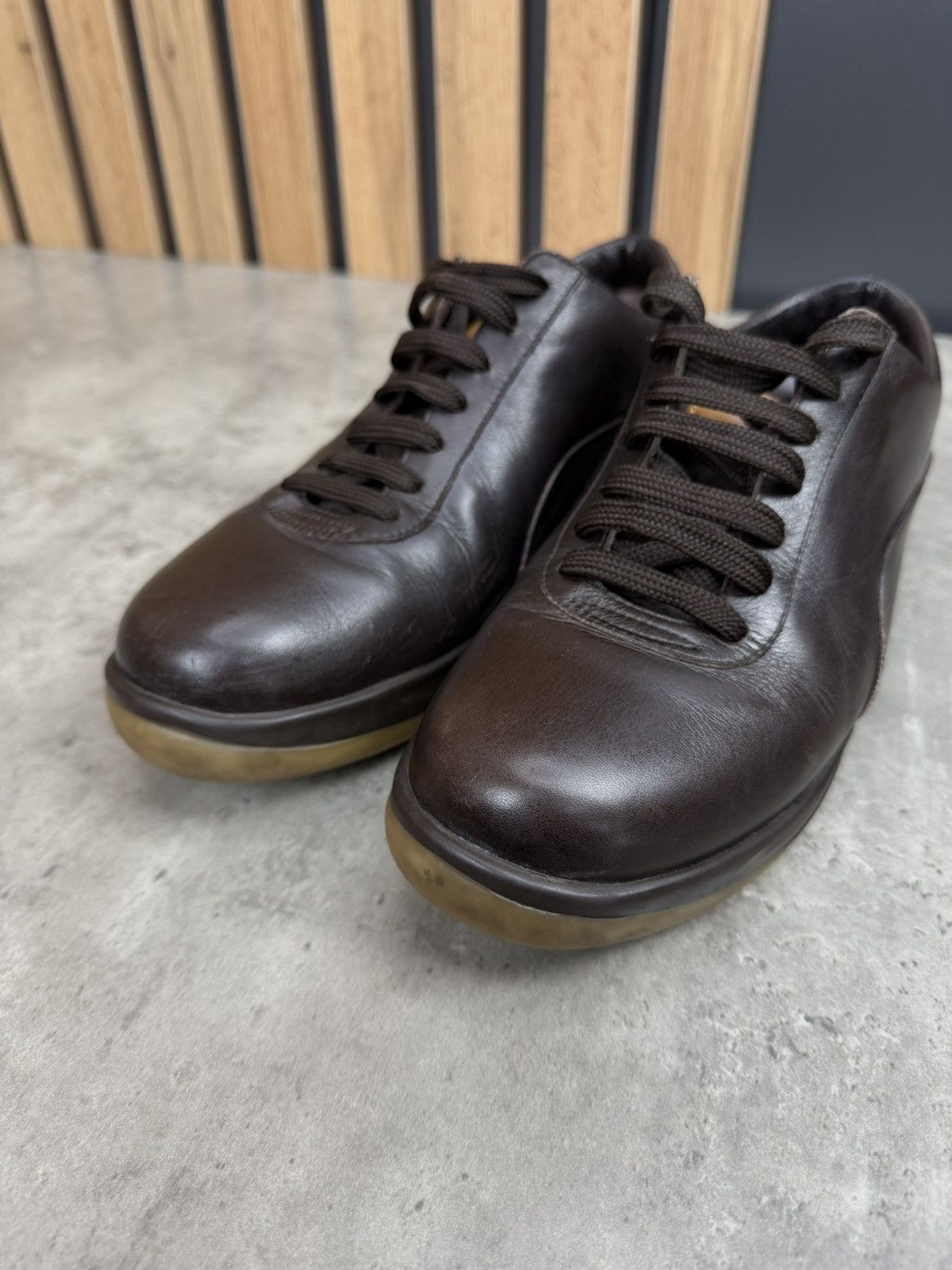Louis Vuitton Louis Vuitton Brown Leather Low Top Sneakers Size US 7 / EU 40 - 12 Thumbnail