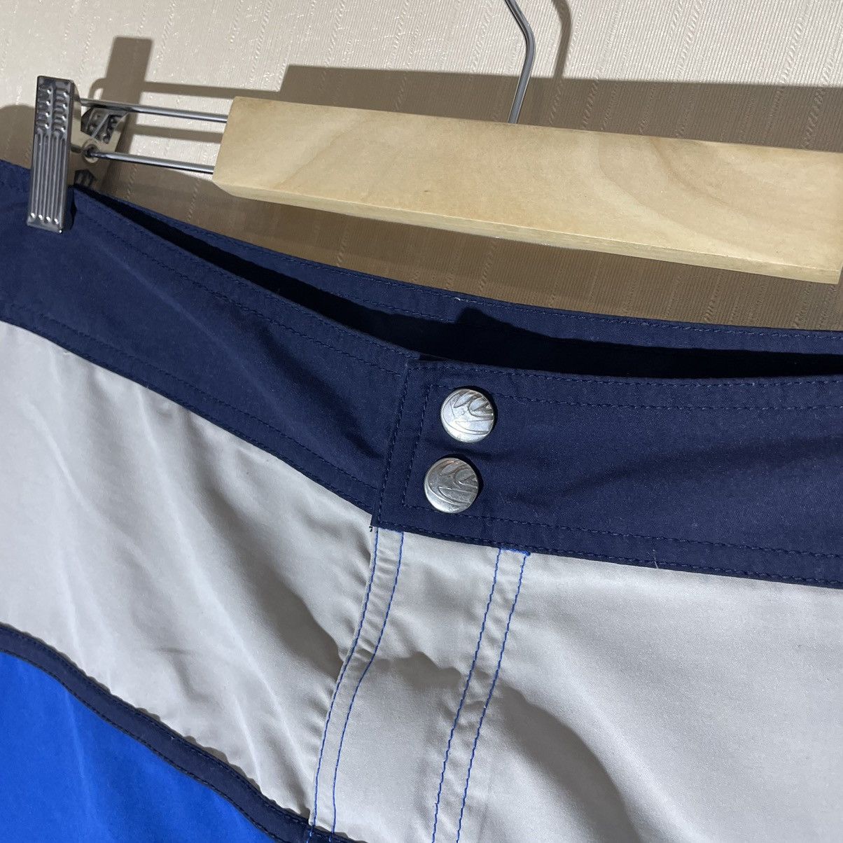 Quiksilver × Vintage Quiksilver surf style shorts 90s Size US 34 / EU 50 - 4 Thumbnail