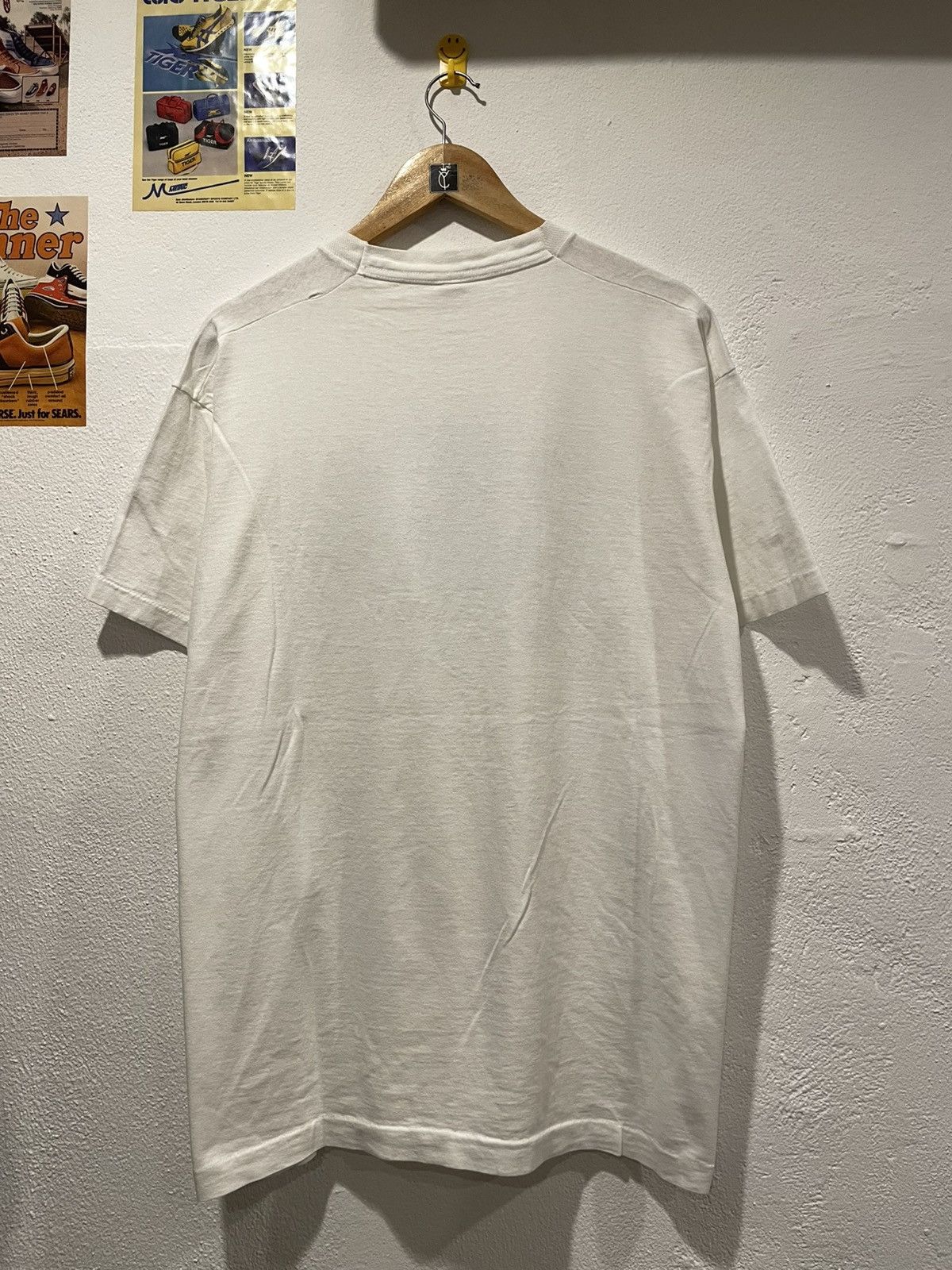 Other Vintage 90s Dragon Lovers Unite Trina Schart Hyman T-Shirt Size US XL / EU 56 / 4 - 2 Thumbnail