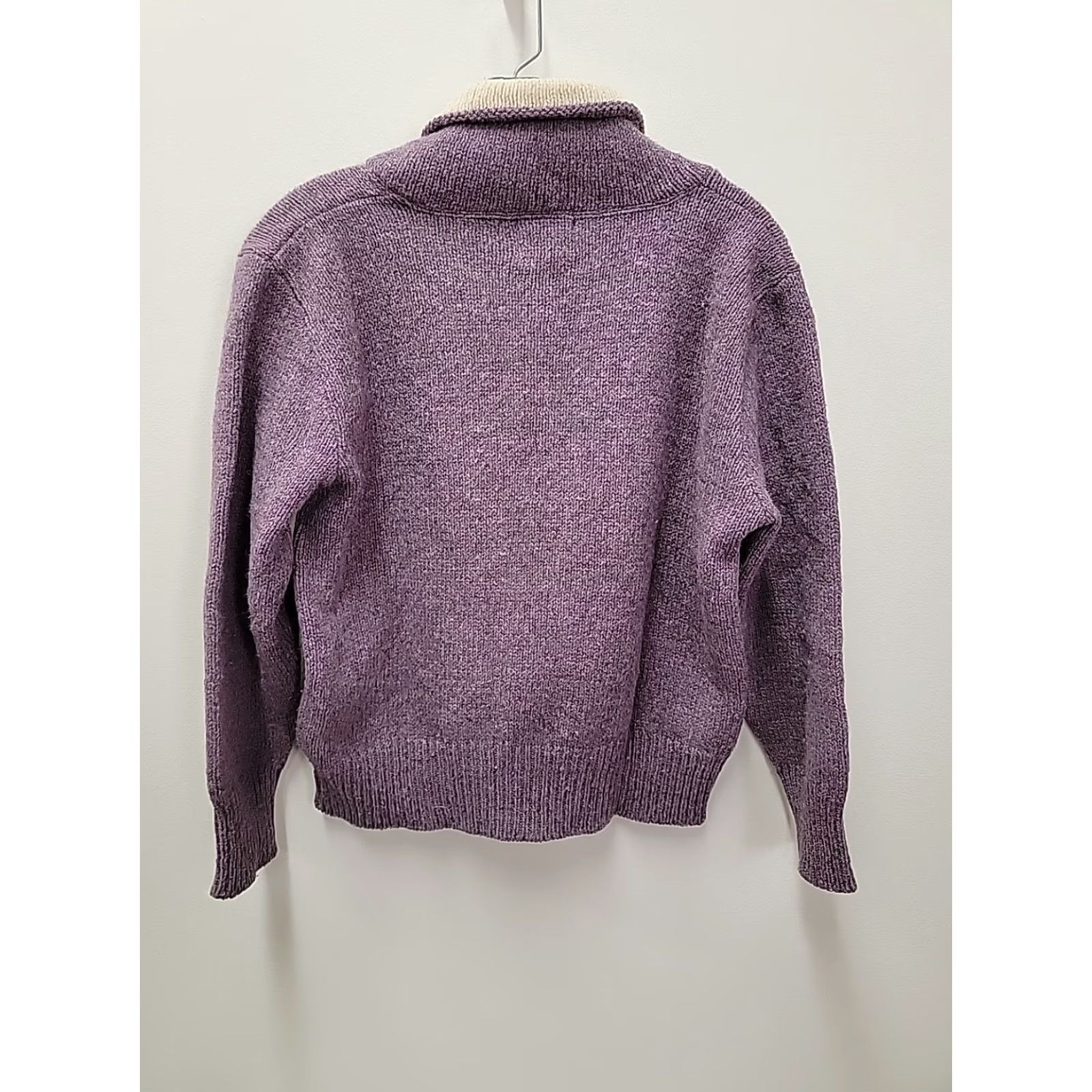 Eastern Mountain Sports VINTAGE Eastern Mountain Sports SHAWL COLLAR Sweater Women S Purple Wool Knit Pullover Size S / US 4 / IT 40 - 5 Thumbnail