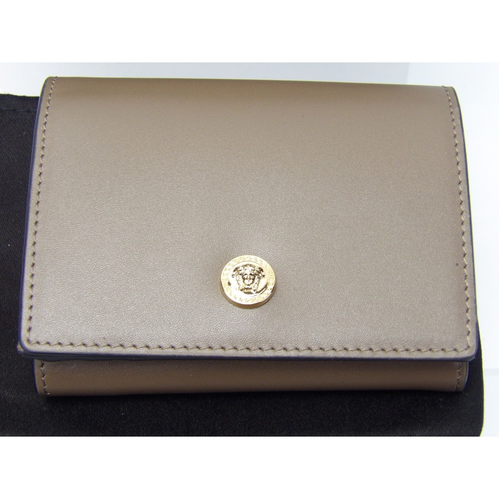Versace VERSACE GREEN LEATHER GOLD MEDUSA LOGO TRIFOLD WALLET Size ONE SIZE - 5 Thumbnail