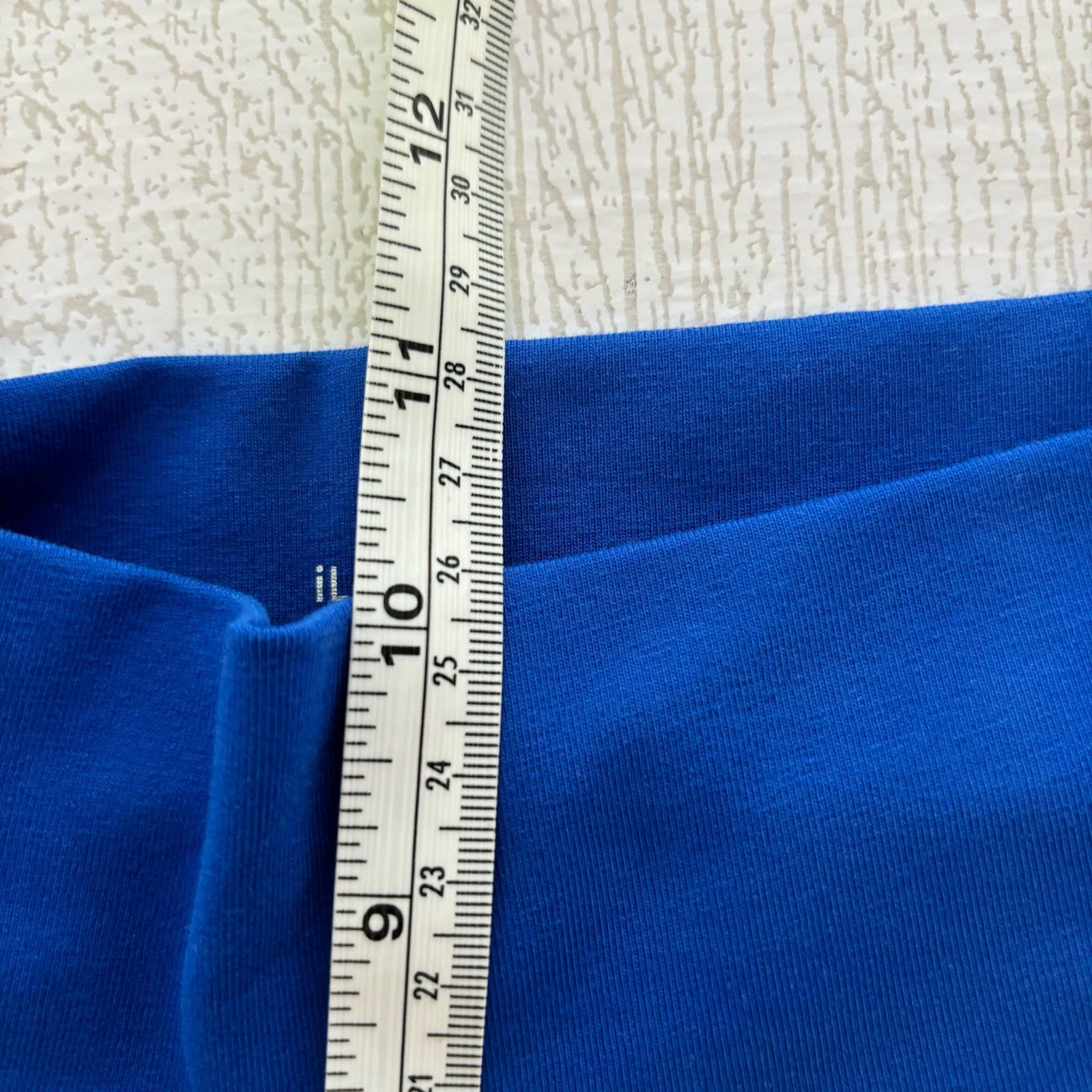 Other iLoveSia Black Blue Capri Leggings XL NWT Athletic Size 27" / US 4 / IT 40 - 8 Thumbnail