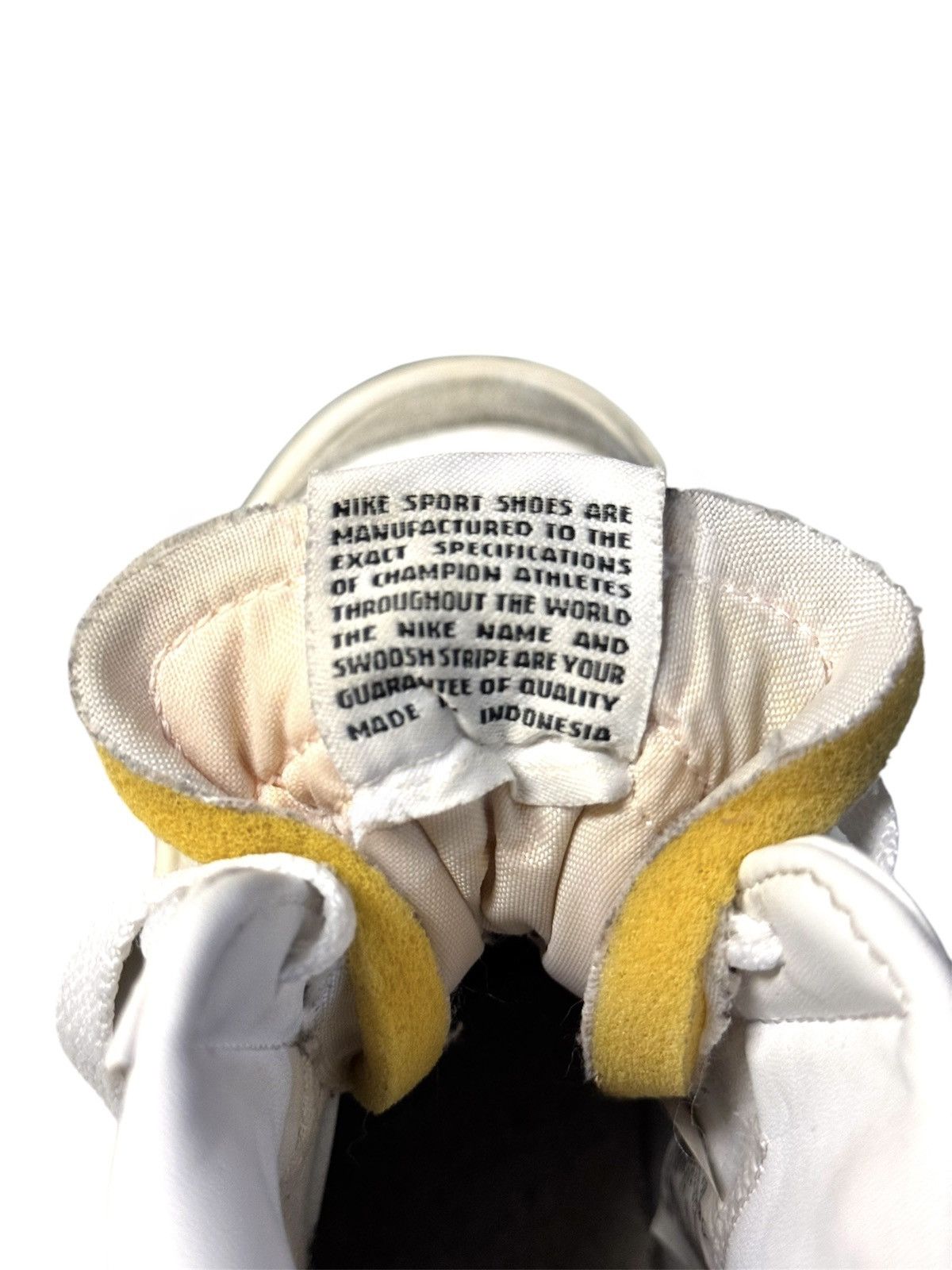 Nike NIKE White/Black Blazer Mid ‘77 Sneakers Sz 8 Size US 8 / IT 38 - 7 Thumbnail