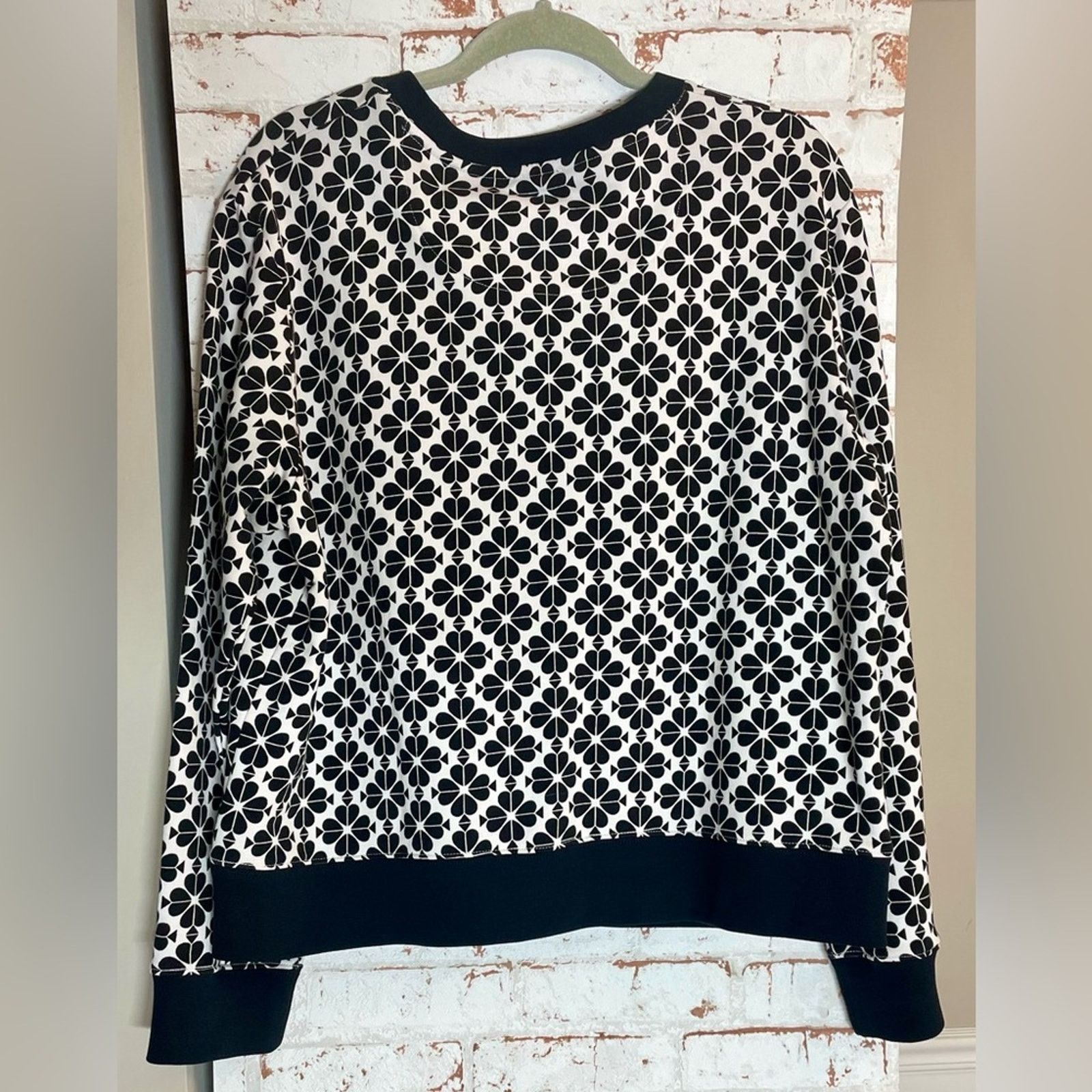 Kate Spade Kate Spade Black and White Clover Sweater NWT Size XL / US 12-14 / IT 48-50 - 2 Thumbnail
