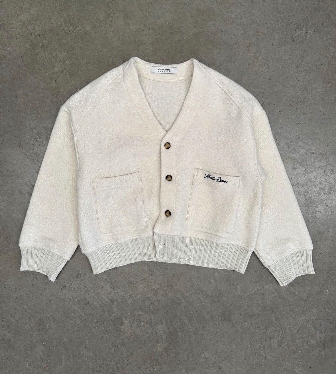 About:Blank Cream Cropped Cardigan Size US XL / EU 56 / 4 - 1 Thumbnail