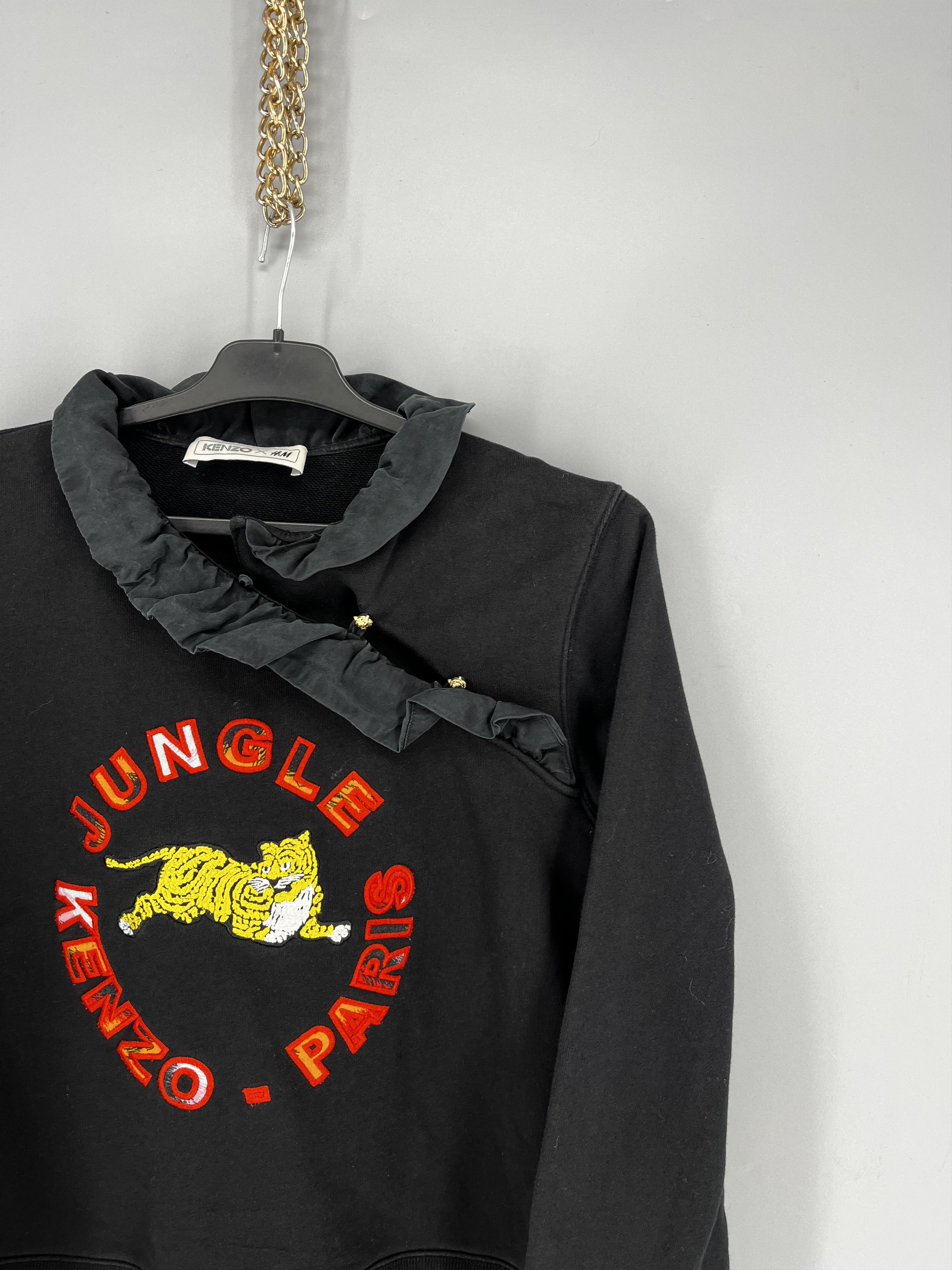 Kenzo KENZO X H&M Jungle Paris Black Ruffle Neck Sweater Sz M Size M / US 6-8 / IT 42-44 - 5 Thumbnail