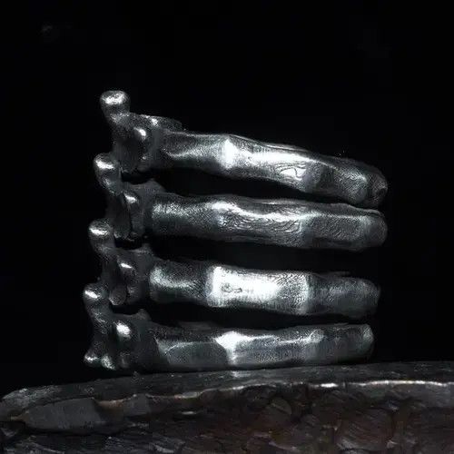 Jewelry Ribs Skull Ring Size ONE SIZE - 3 Thumbnail