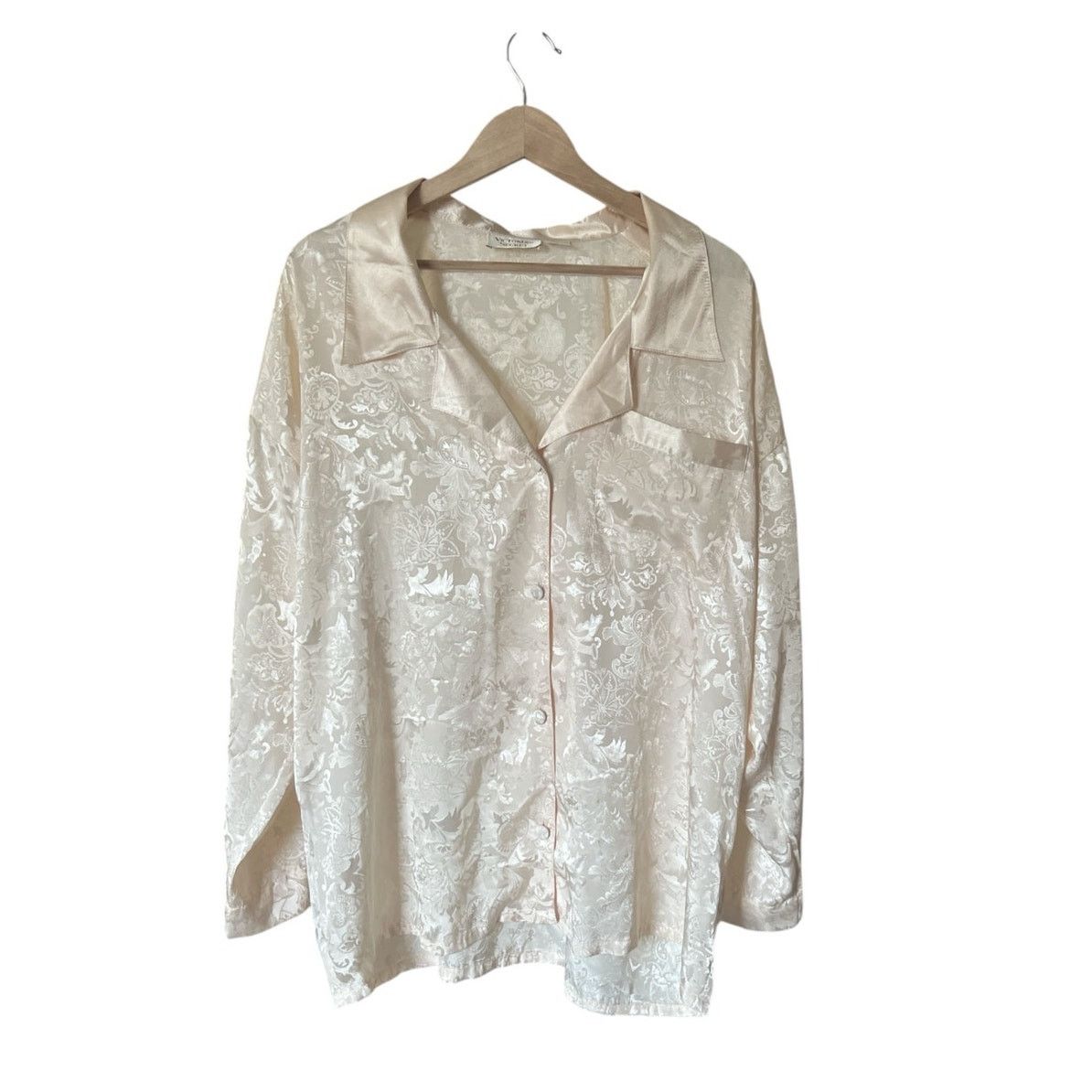 Victoria's Secret Victoria’s Secret Gold Label Sleep Shirt Size Large Size ONE SIZE - 1 Thumbnail