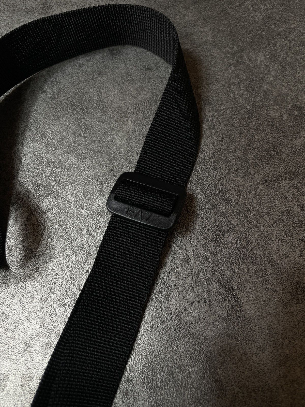 Emporio Armani 🔥Offers🔥Emporio Armani Shoulder Bag Streetwear Hype Drill Size ONE SIZE - 10 Thumbnail