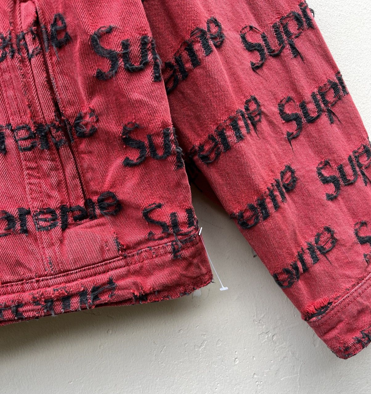 Supreme SUPREME FRAYED LOGOS DENIM JACKET SS21 Size US L / EU 52-54 / 3 - 15 Thumbnail