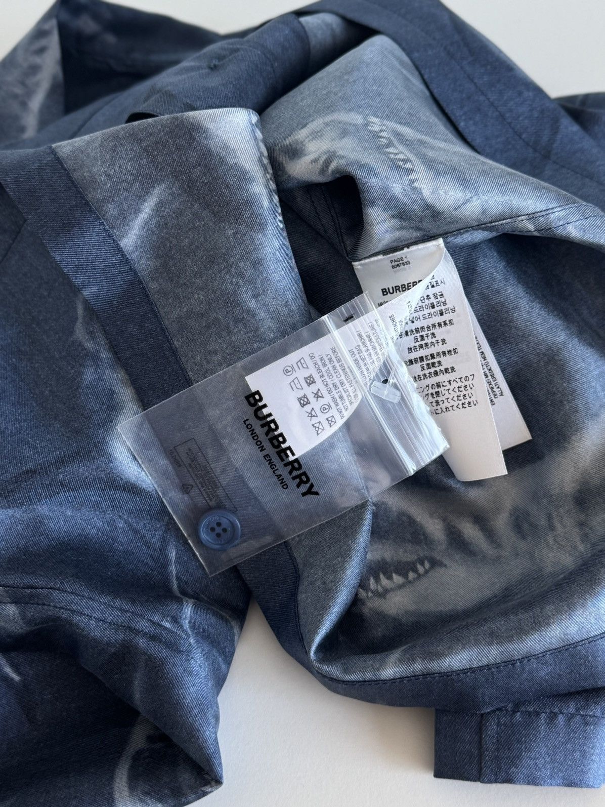 Burberry BURBERRY SILK SHIRTS | XS FIT S Size US XS / EU 42 / 0 - 9 Thumbnail