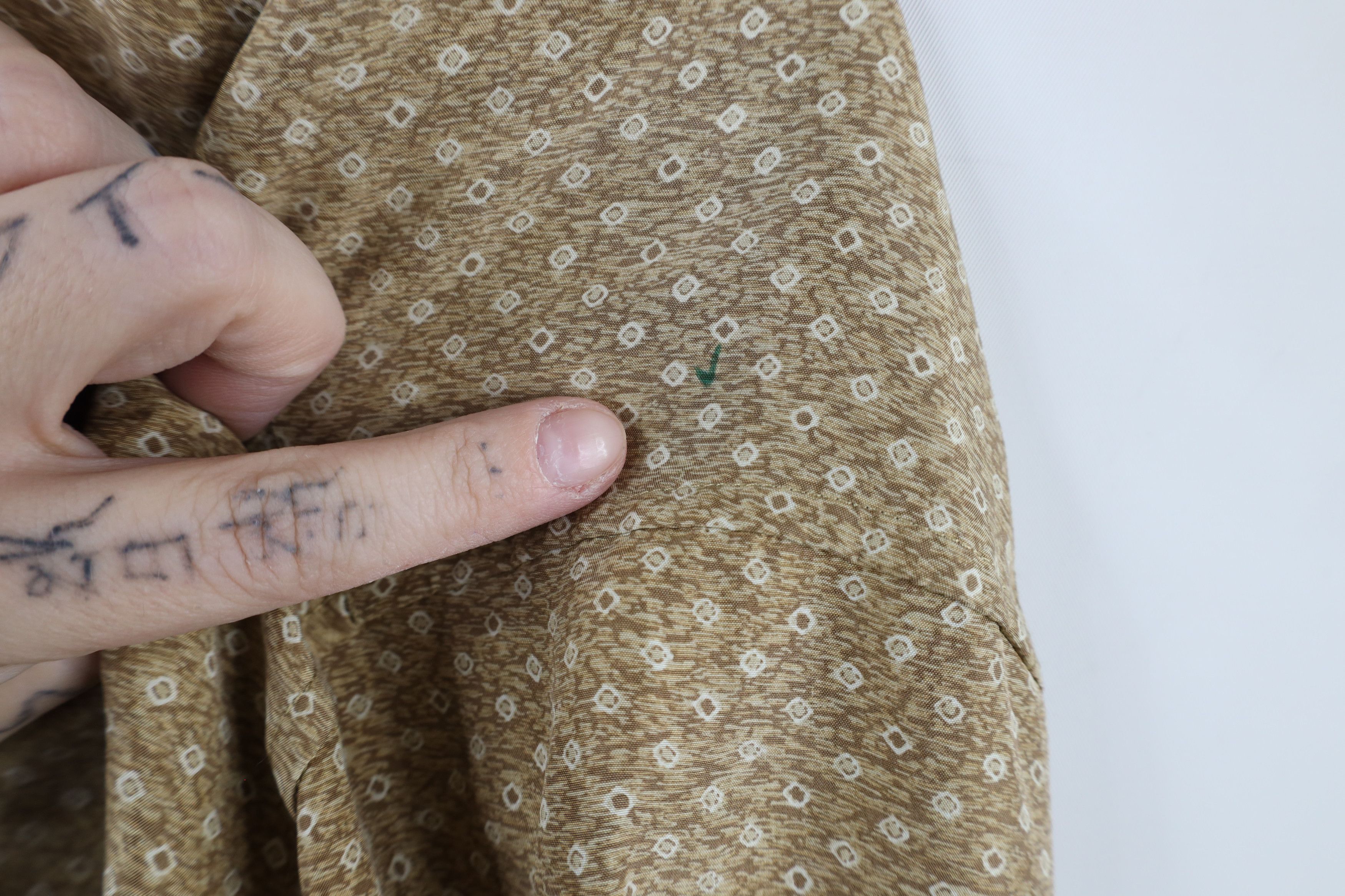 Vintage Vintage 90s Streetwear Long Sleeve Collared Button Shirt Size US M / EU 48-50 / 2 - 6 Thumbnail