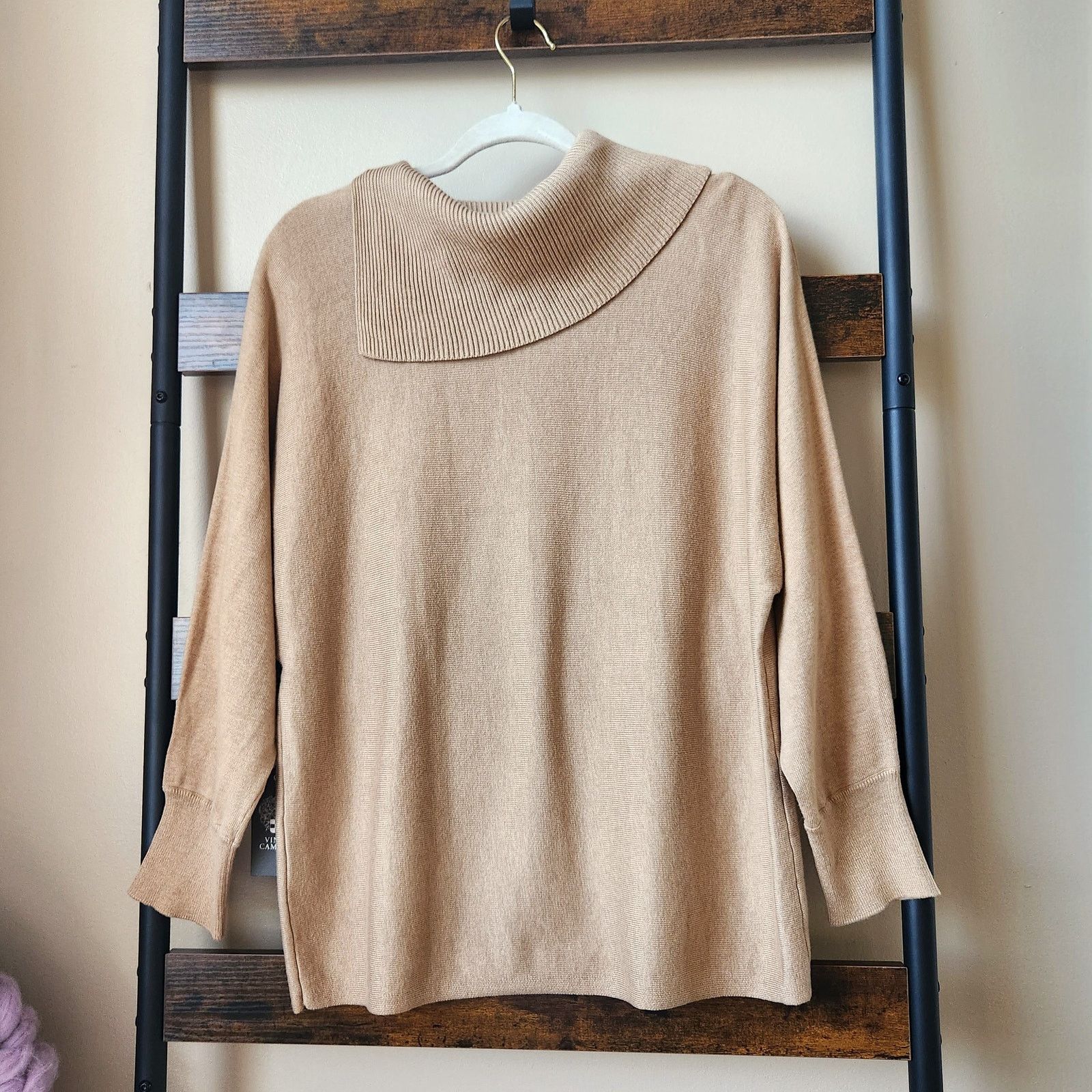 Vince Camuto Vince Camuto Women Fold-Over Neck Casual Sweater Size S Size S / US 4 / IT 40 - 5 Thumbnail