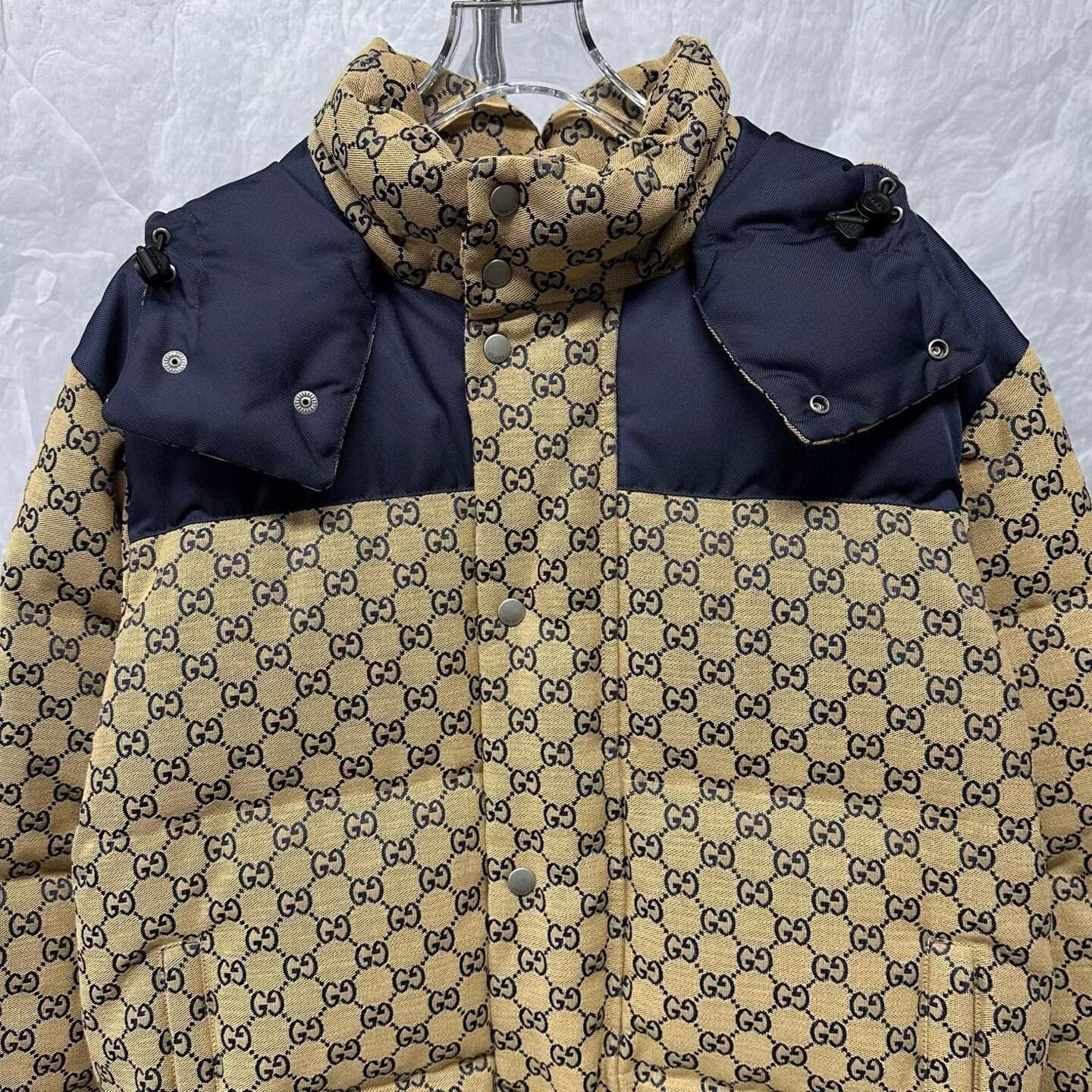Gucci gucci all-over double g hooded puffer jacket Size US M / EU 48-50 / 2 - 2 Thumbnail