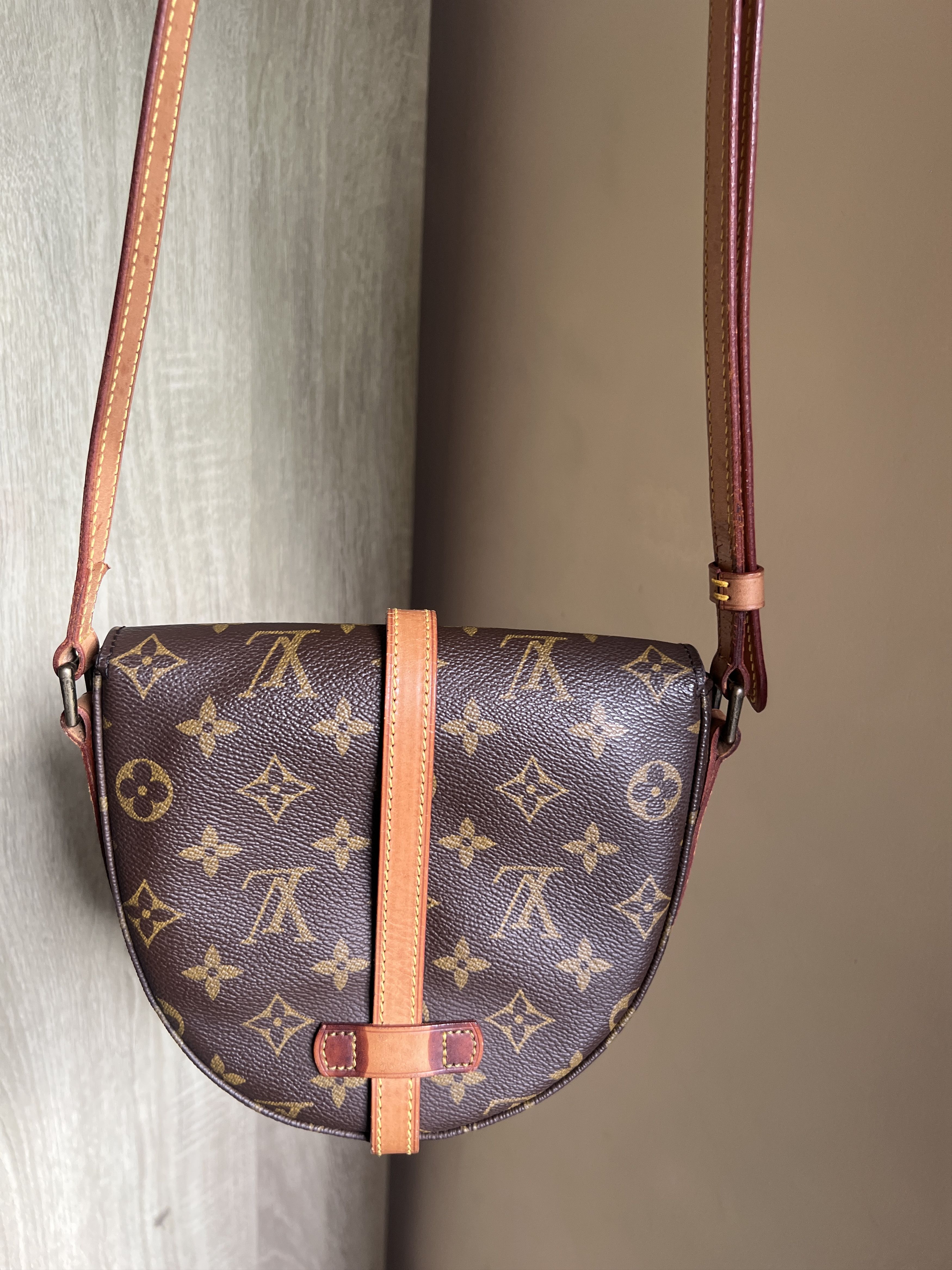 Louis Vuitton Authentic Louis Vuitton Chantilly PM Size ONE SIZE - 3 Thumbnail