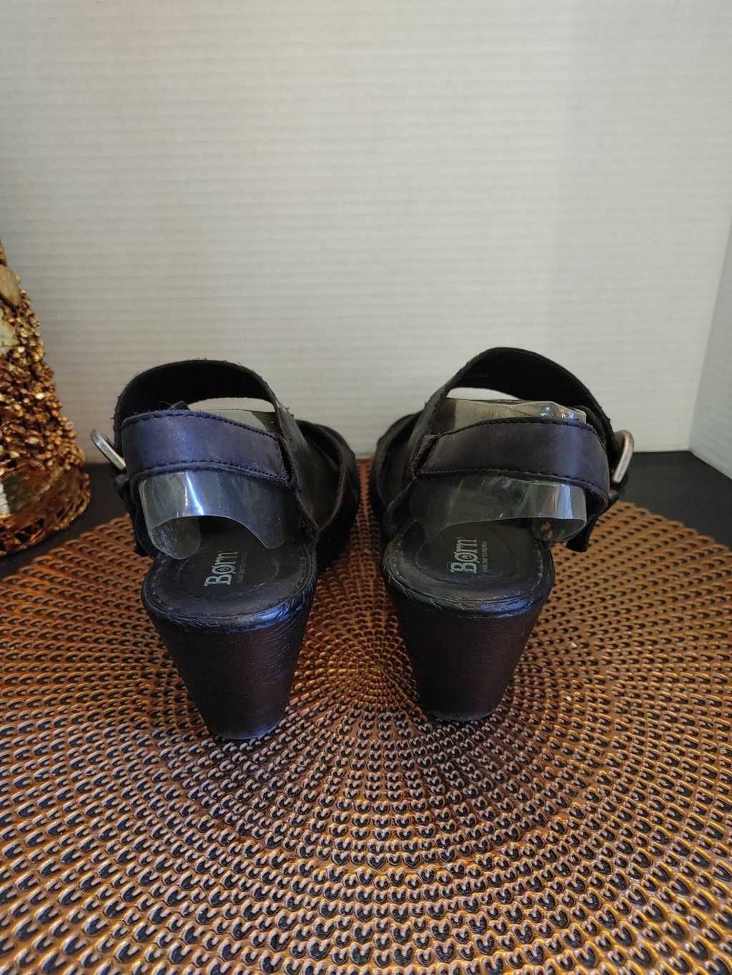 Born Born Wedge Sandals Size 9M Size US 9 / IT 39 - 4 Thumbnail